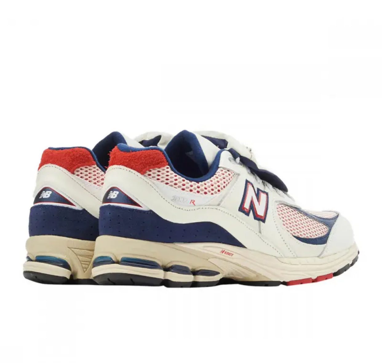 New Balance sneaker 2002RVE — archivio moda sneakers — IlBotteghino