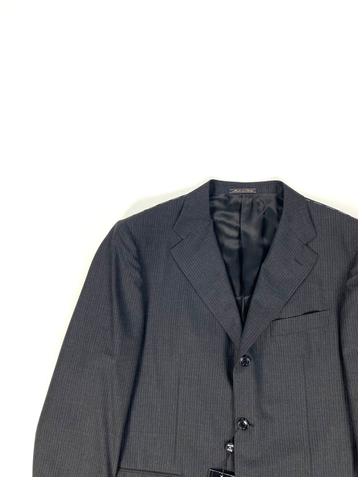 Collo e revers a dente della giacca Garrett's