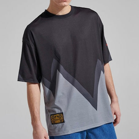 T-shirt Dolly Noire Bench Duomo Rovesciato nera, taglie M e L — IlBotteghino