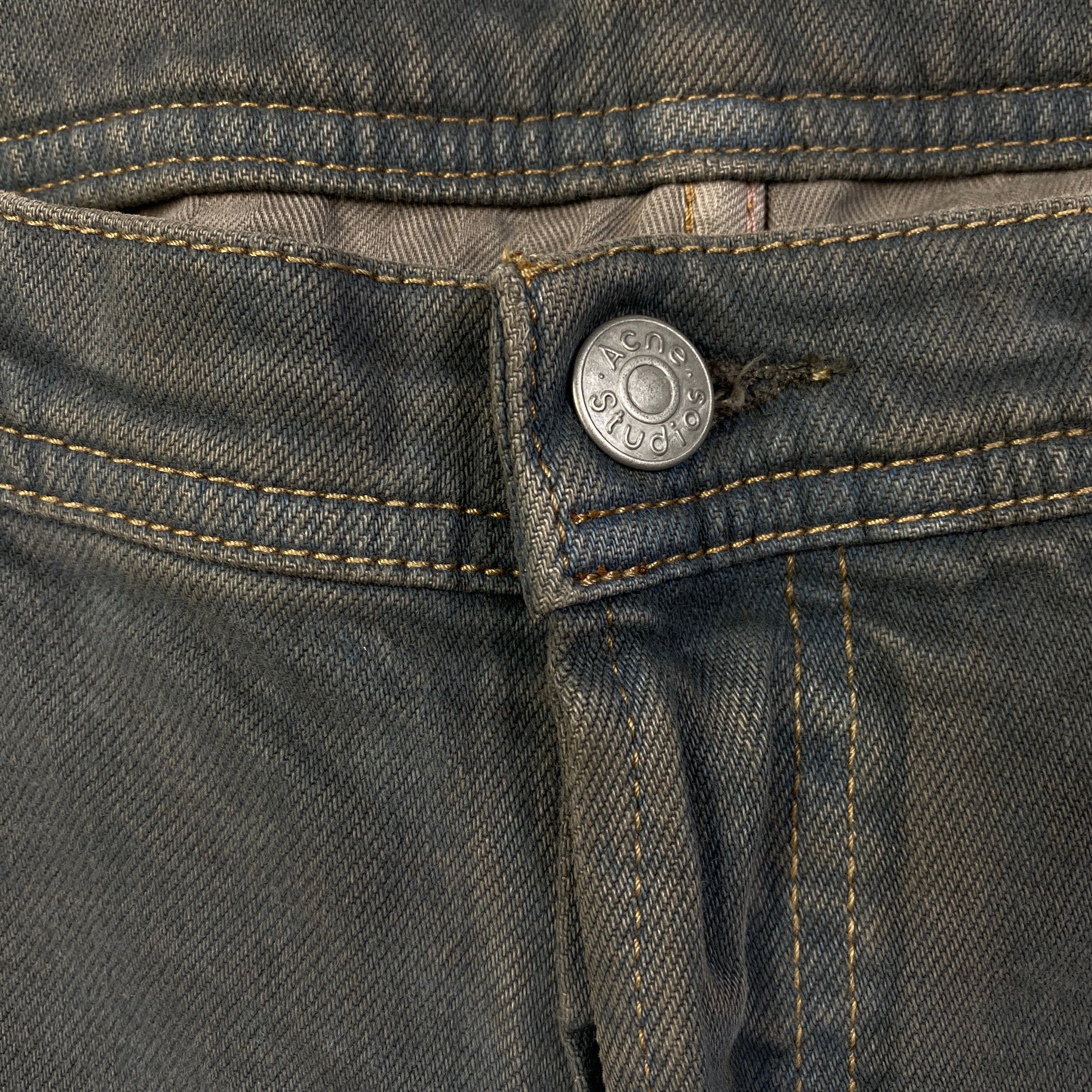 Acne Studios jeans River — archivio moda luxury — IlBotteghino