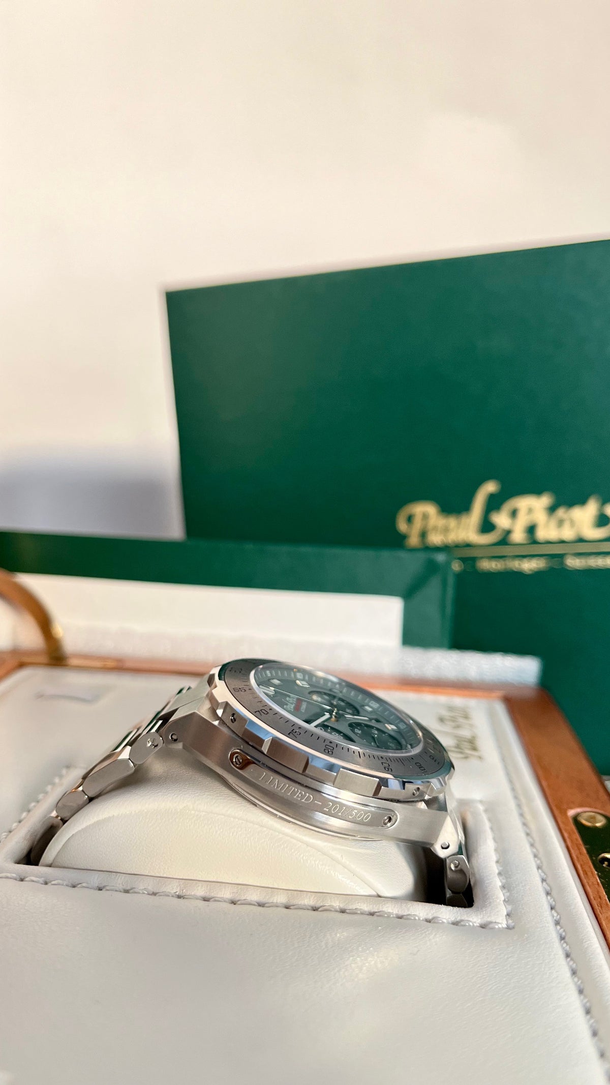 Paul Picot Yachtman Tachymeter — profilo laterale della cassa 42,5mm in acciaio 316L e corona — IlBotteghino