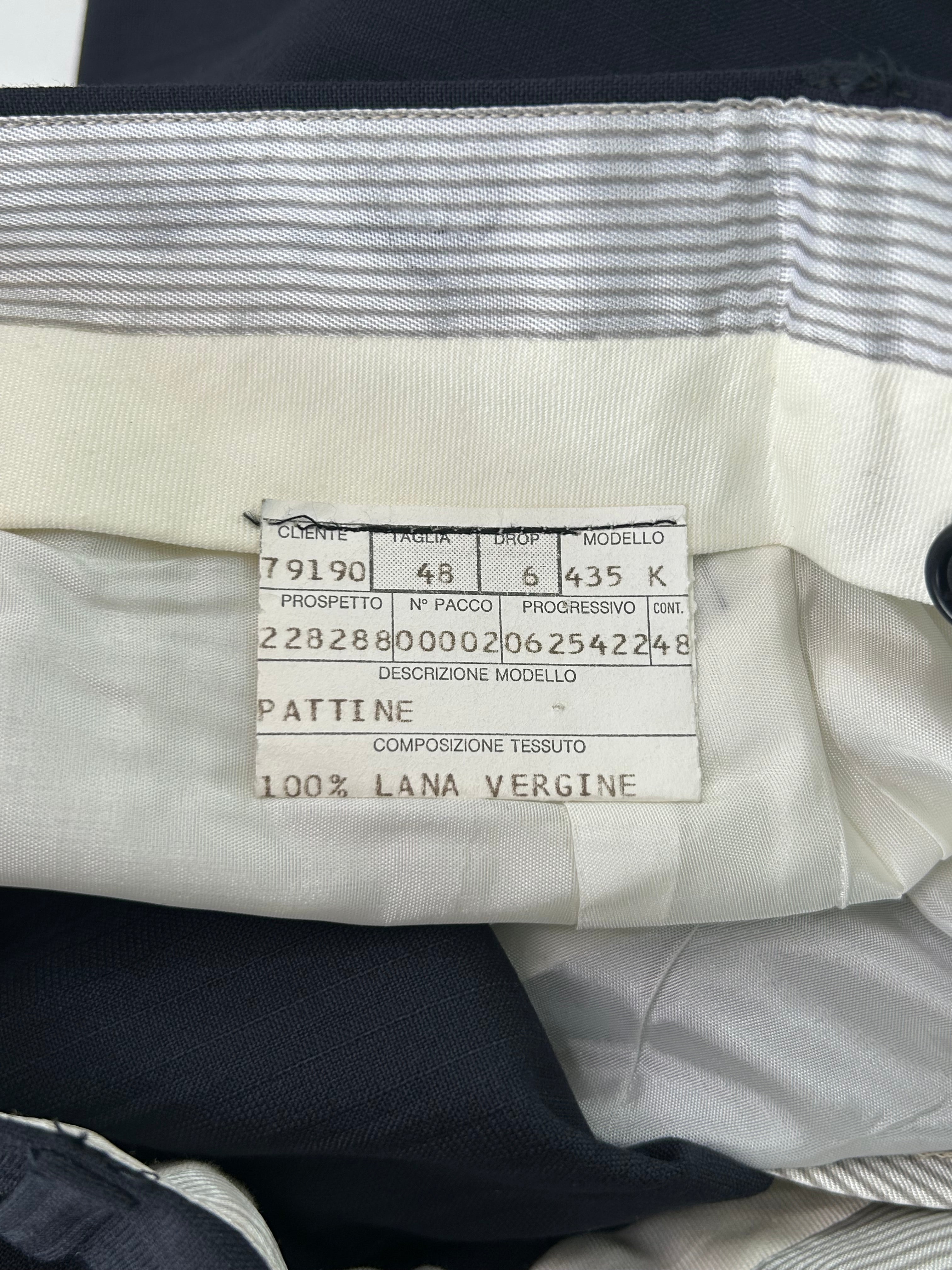 Pantalone blu navy — dettaglio tessuto — IlBotteghino