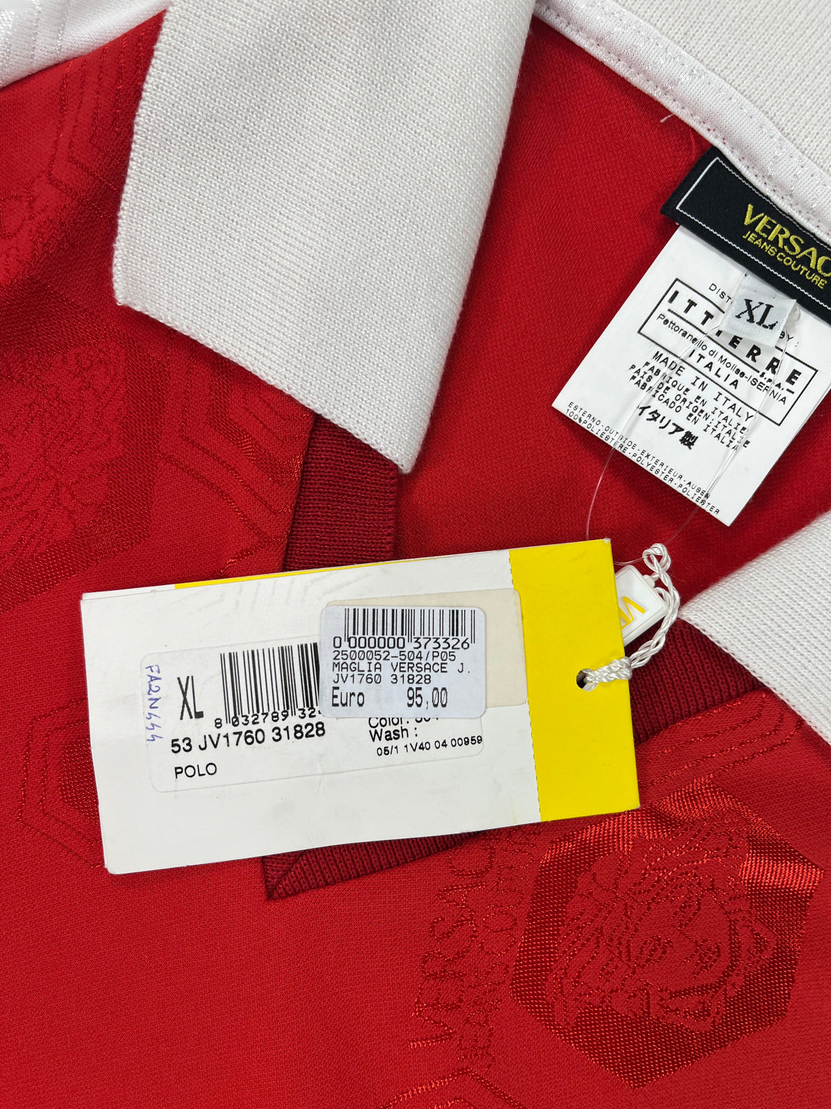 Versace Jeans Couture Polo Stile Maglia da Calcio Rossa e Bianca Jacquard Medusa "Vicious" – foto 10 di 10