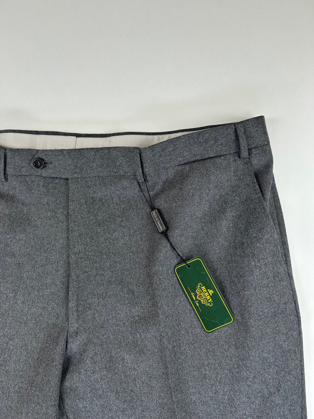 Berry pantalone grigio — dettaglio tessuto — IlBotteghino