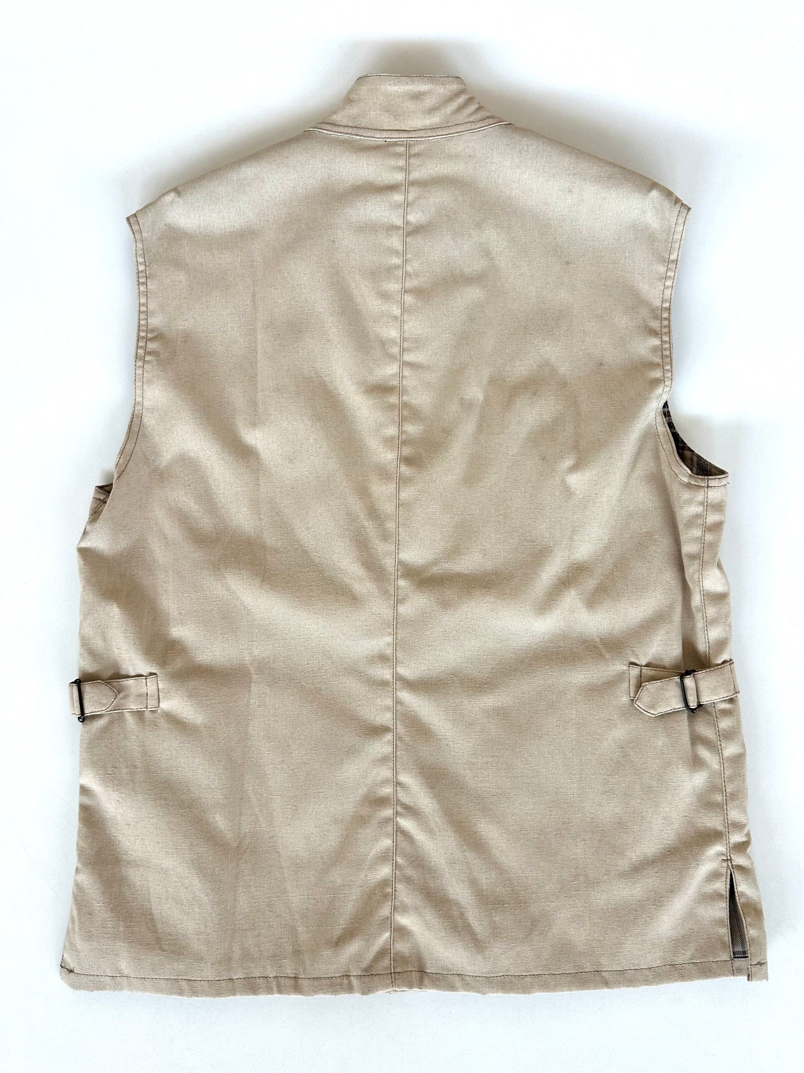 Dettaglio chiusura frontale, gilet Belstaff Britannia beige