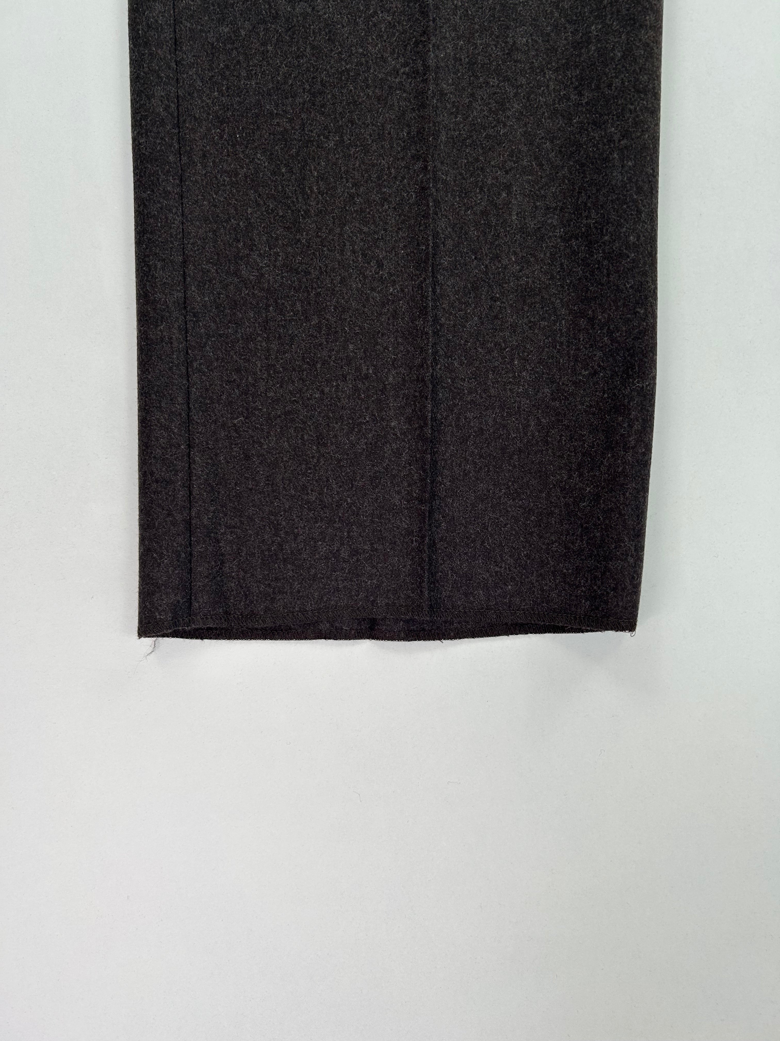 Berry pantalone marrone fango — dettaglio tasca — IlBotteghino