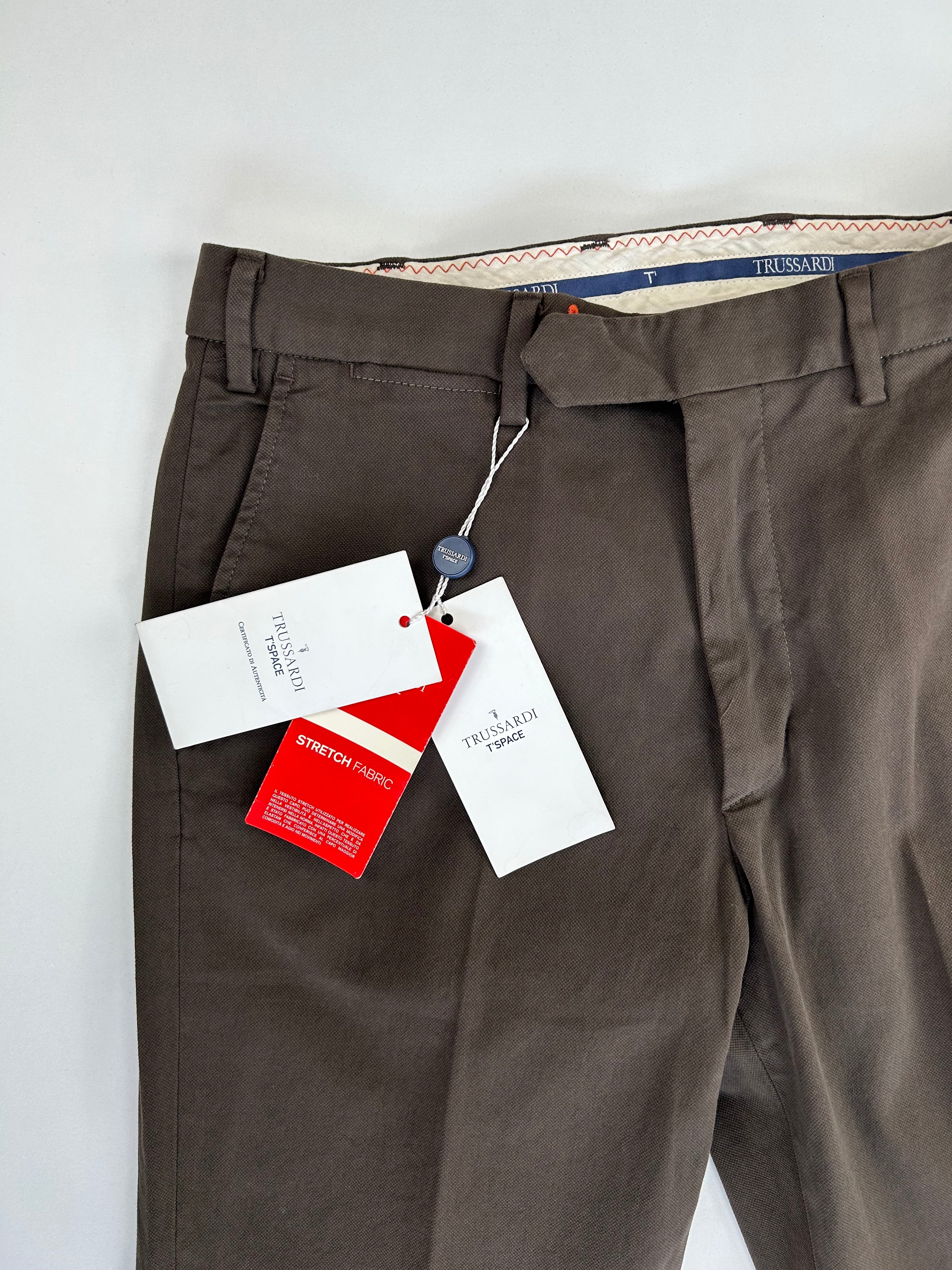 Trussardi pantalone marrone — dettaglio tessuto — IlBotteghino
