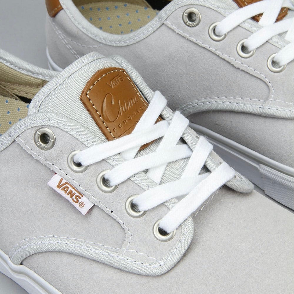 Vans sneaker Chima Ferguson grigio — pelle scamosciata — IlBotteghino