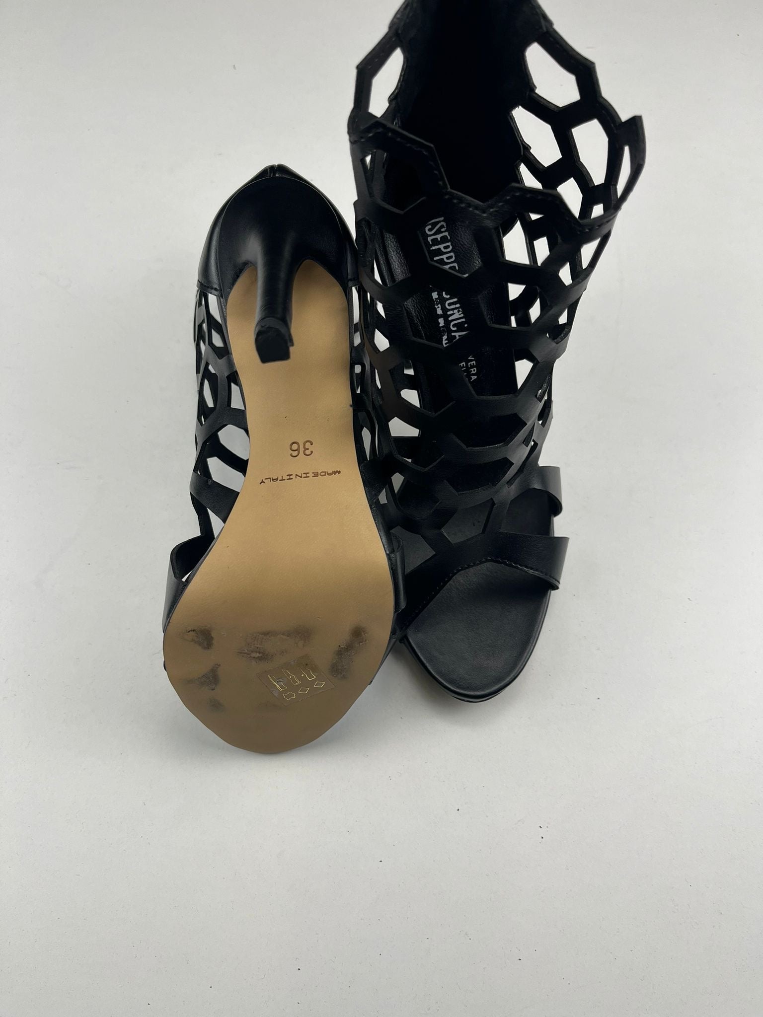 Giuseppe Conca scarpa — dettaglio rete — IlBotteghino