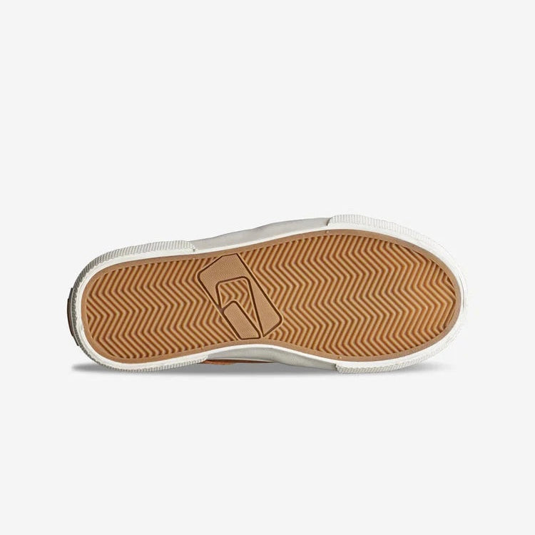 Globe sneaker Surplus beige — archivio moda skate — IlBotteghino