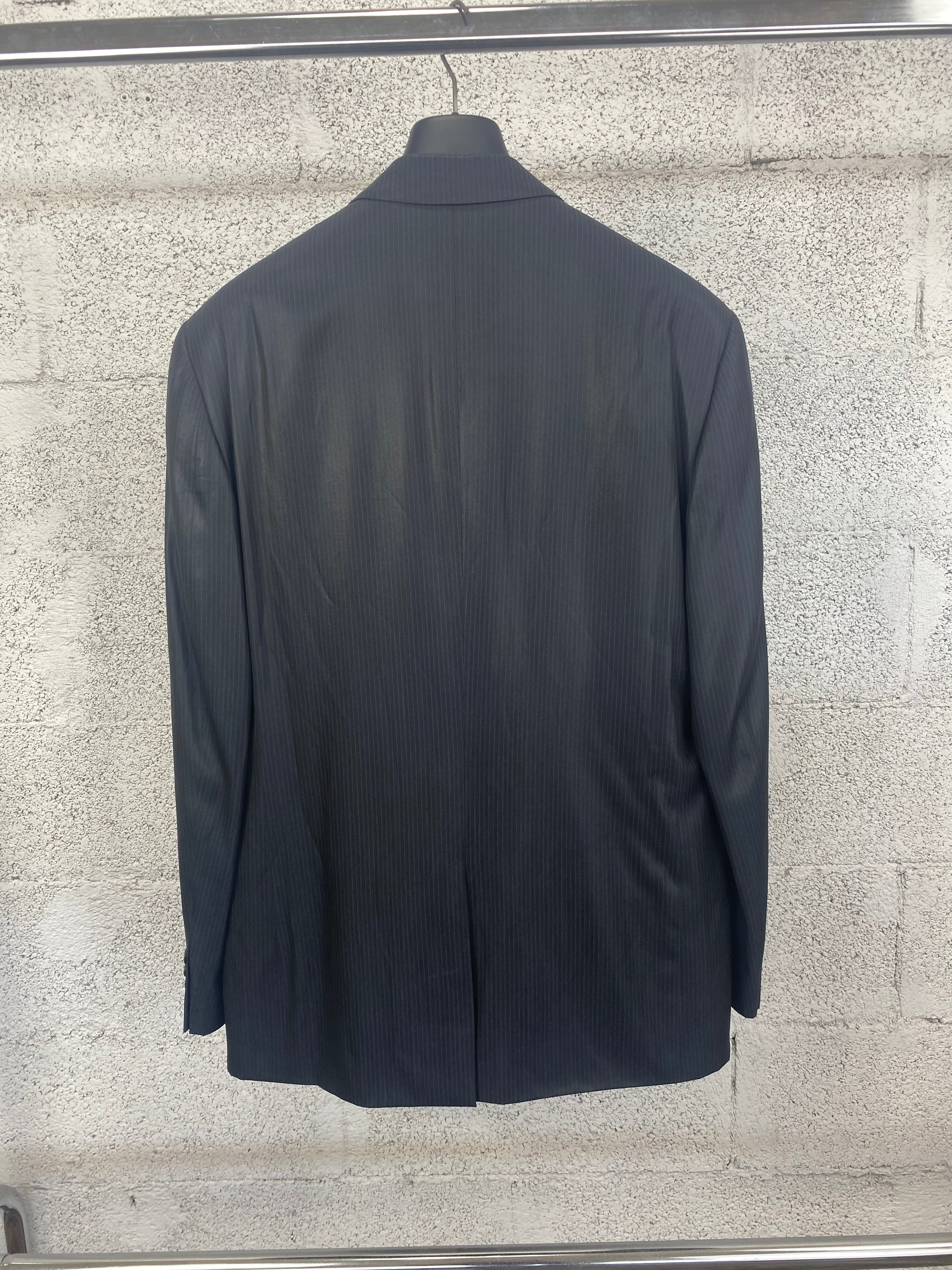 Completo Carlo Pignatelli gessato blu, giacca vista frontale