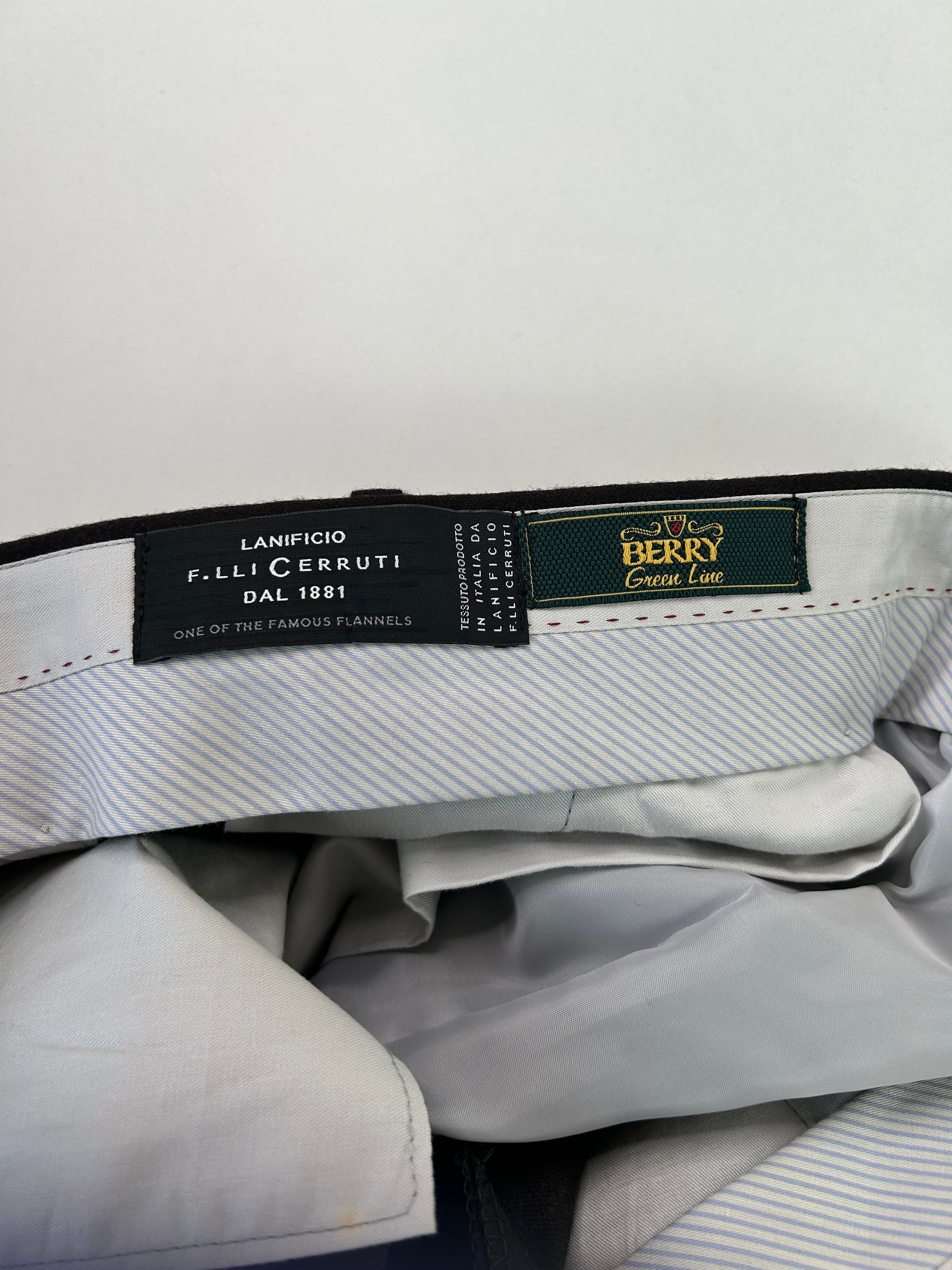 Berry pantalone marrone — dettaglio tasca — IlBotteghino
