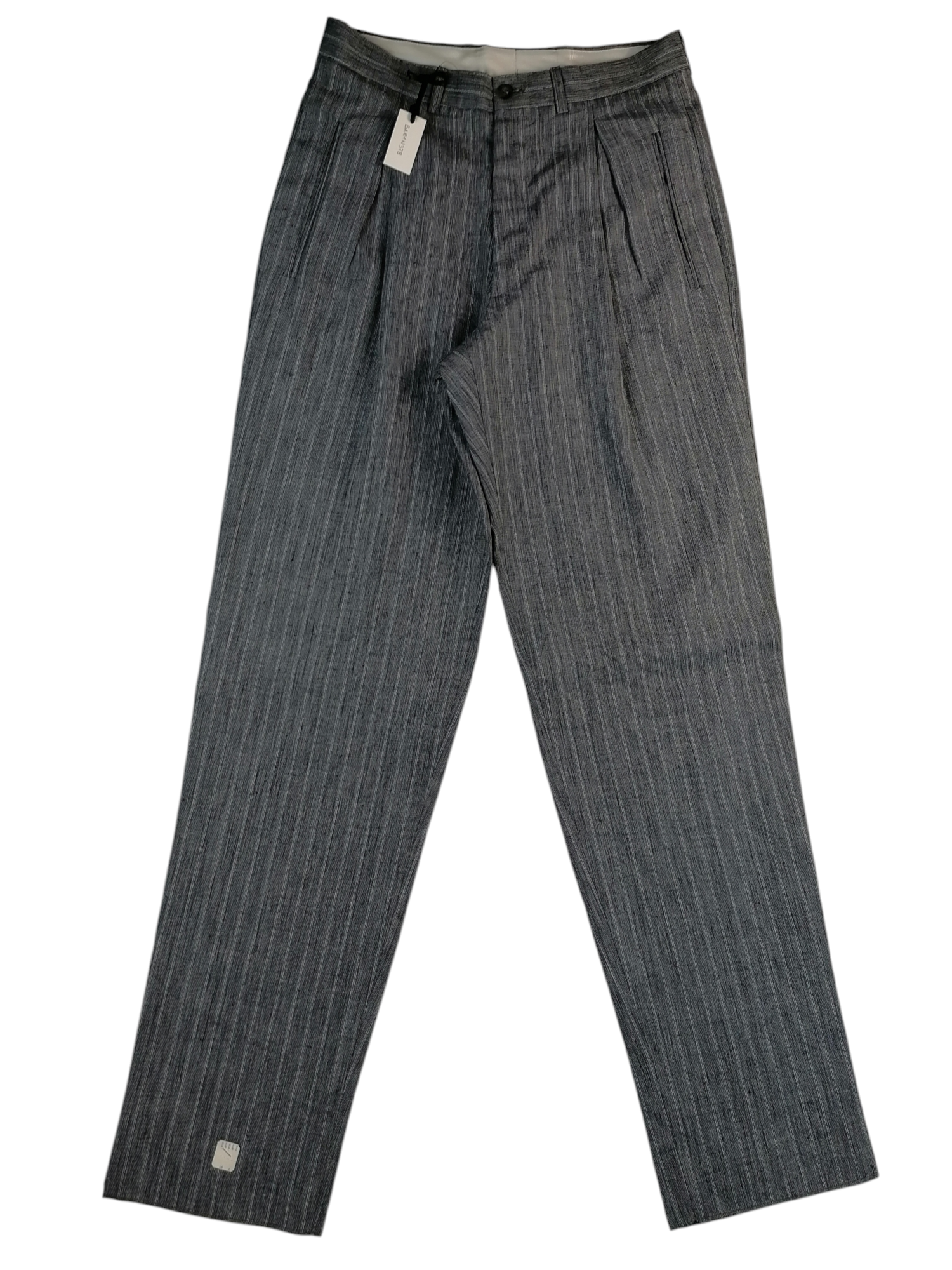 Lancio completo lino — dettaglio sartoriale — IlBotteghino
