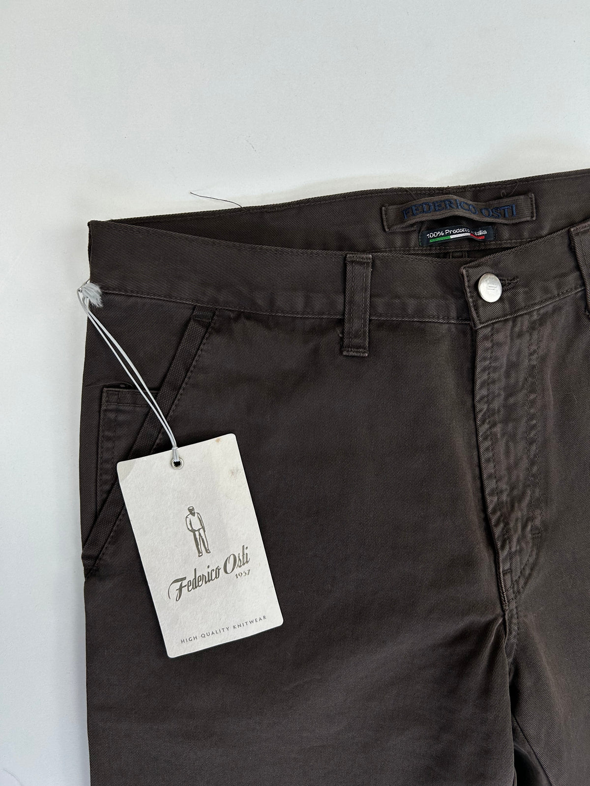 Federico Osti jeans marrone — dettaglio denim — IlBotteghino