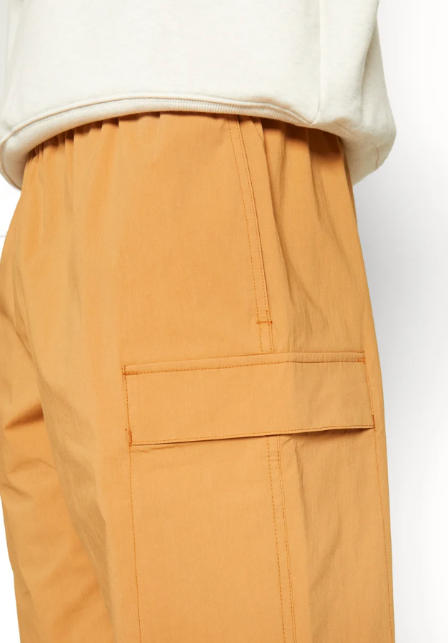 New Balance bermuda cargo ocra — sportswear d'archivio — IlBotteghino