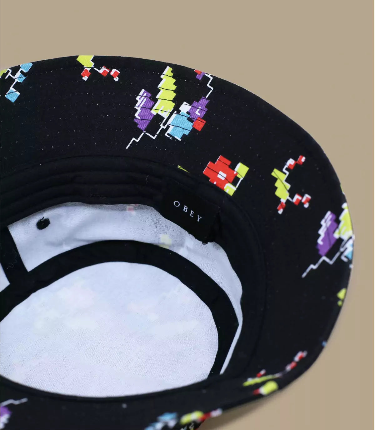 Obey cappello bucket floral — dettaglio stampa floreale — IlBotteghino