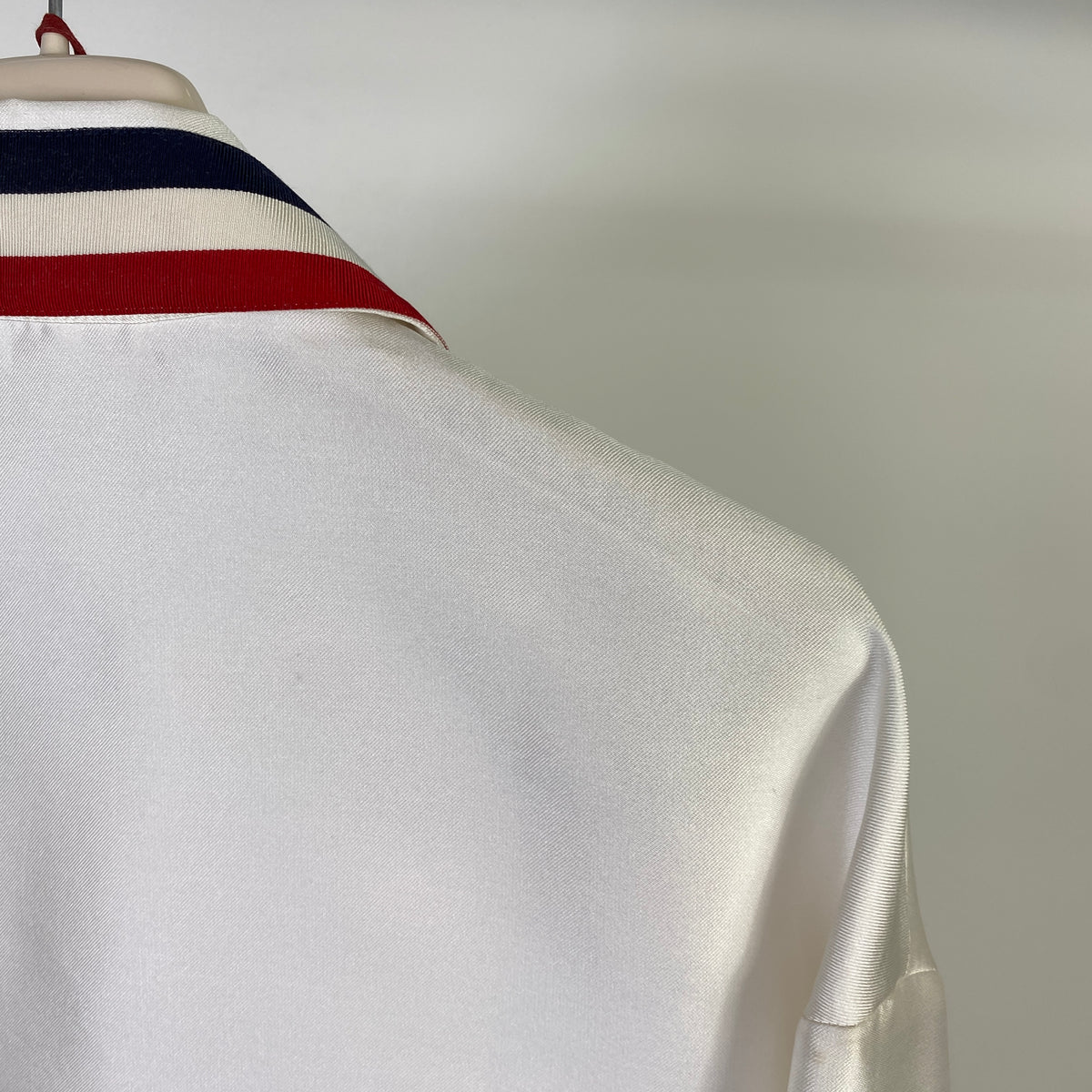 Moncler giacca seta bianca — capo da collezione — IlBotteghino
