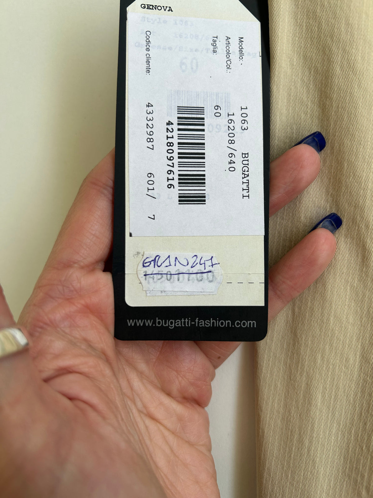 Bugatti pantalone gessato — dettaglio fondo gamba — IlBotteghino