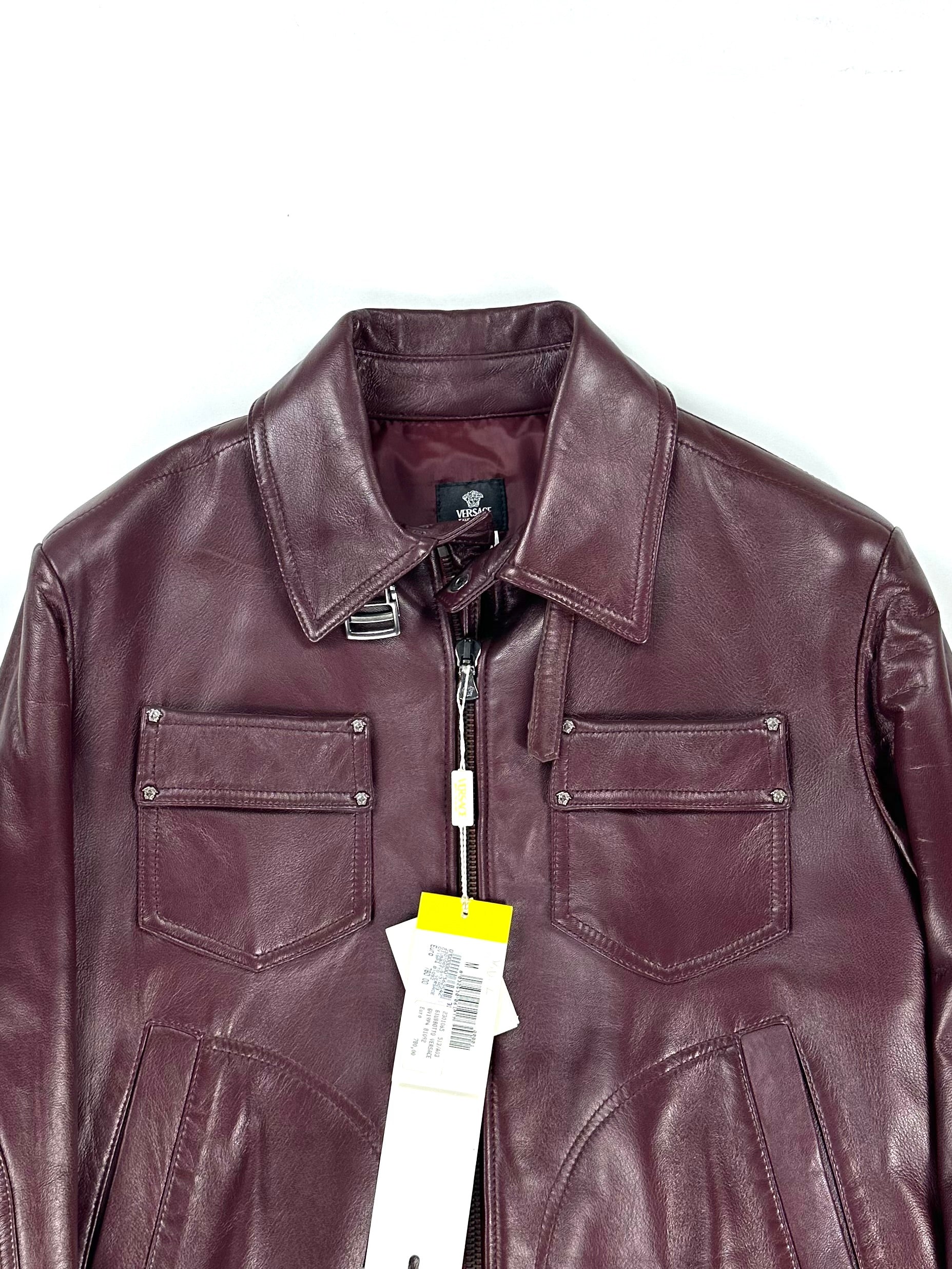 Giacca Versace Jeans Couture pelle rosso scuro, vista frontale