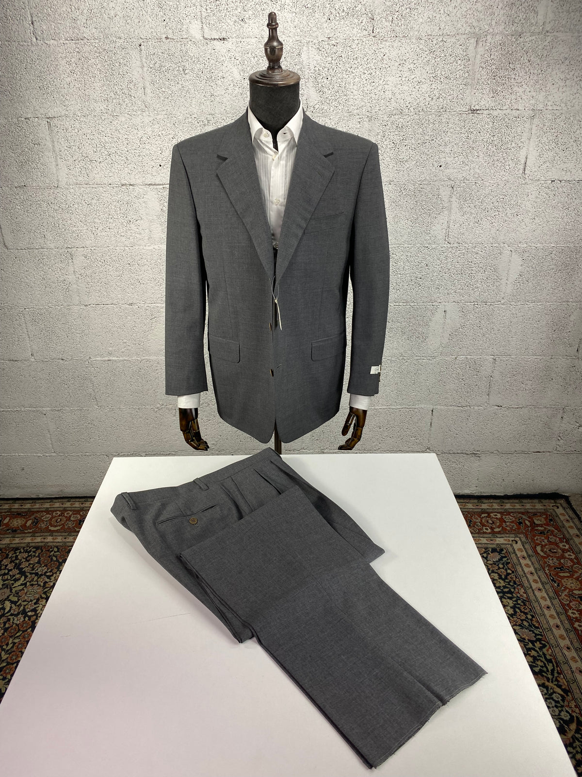 Completo Garrett's grigio mélange su manichino con pantalone, IT 50