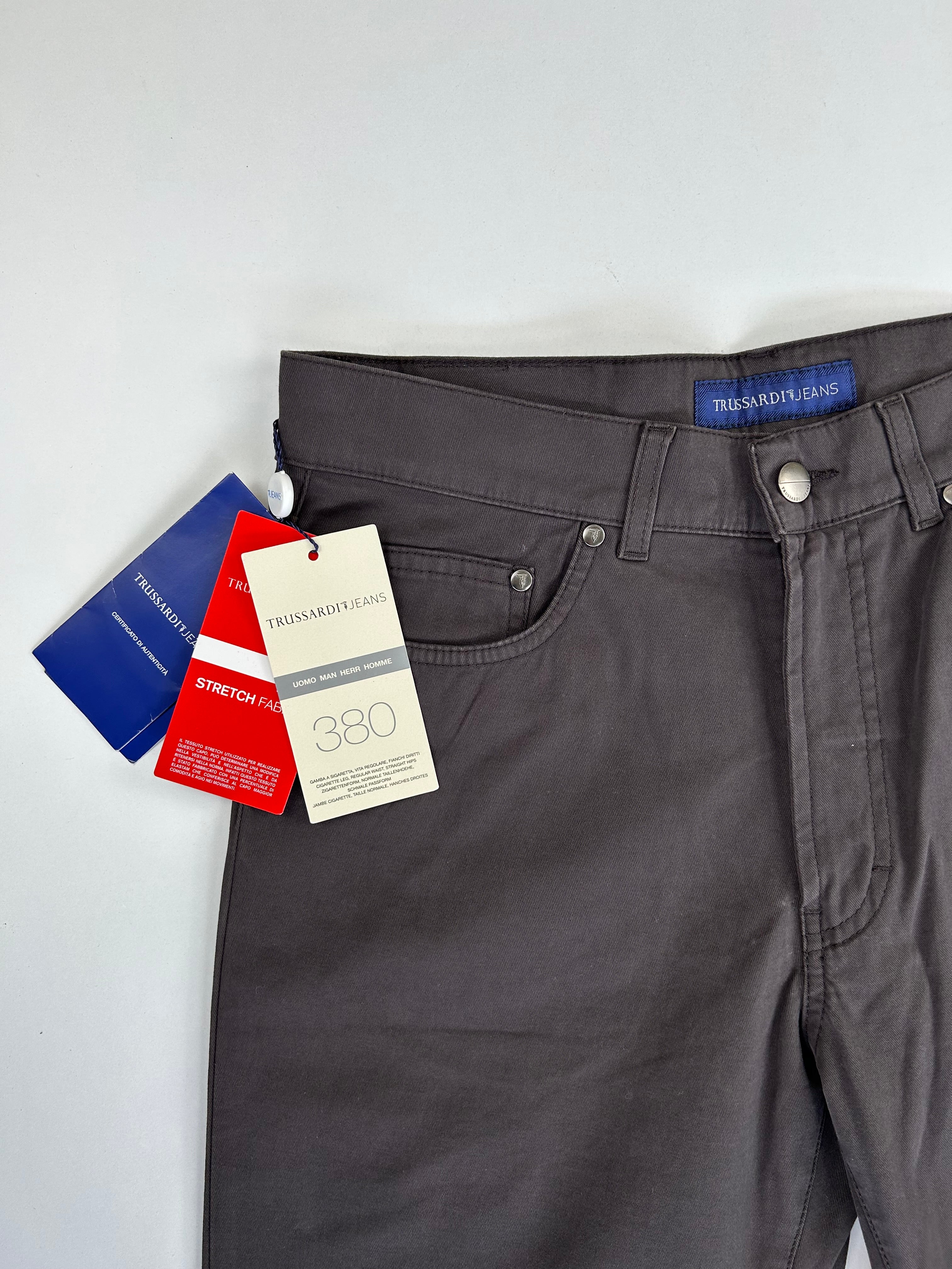 Trussardi Jeans marrone fango — dettaglio denim — IlBotteghino