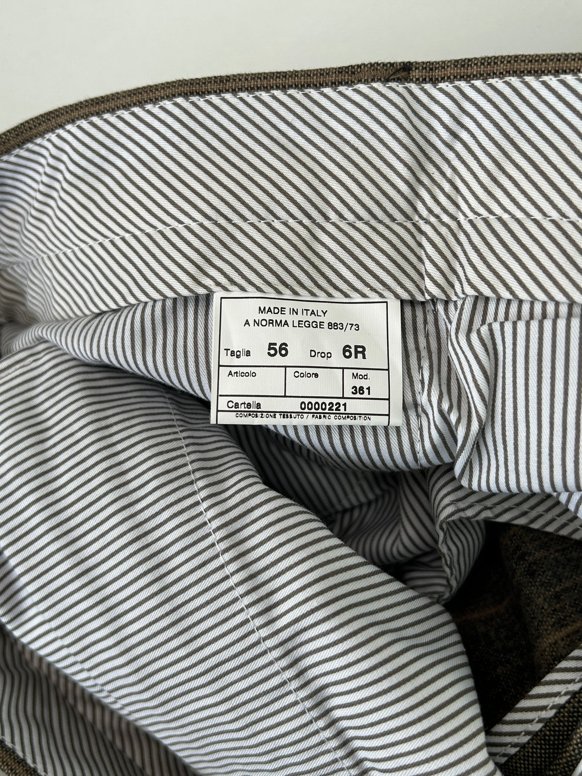 Tiziano pantalone gessato — dettaglio tasca — IlBotteghino
