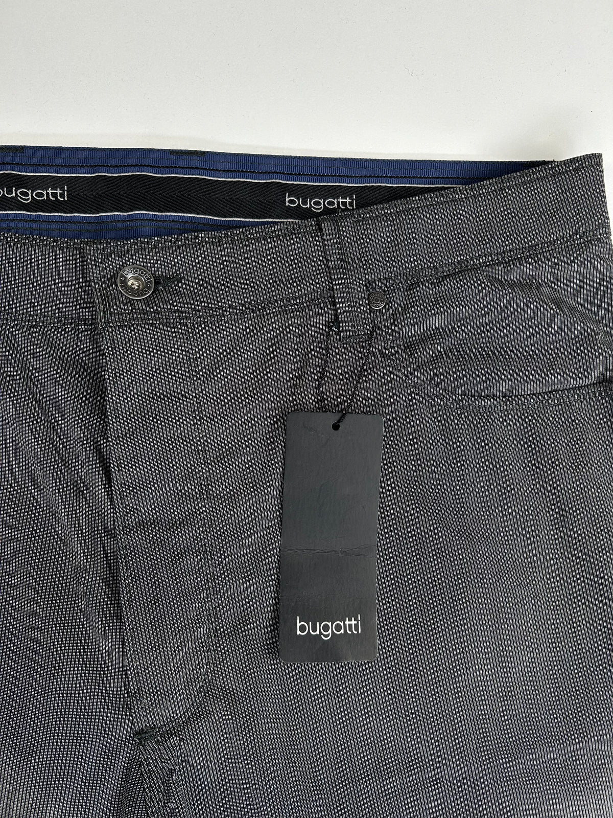 Bugatti pantalone grigio — dettaglio tessuto — IlBotteghino