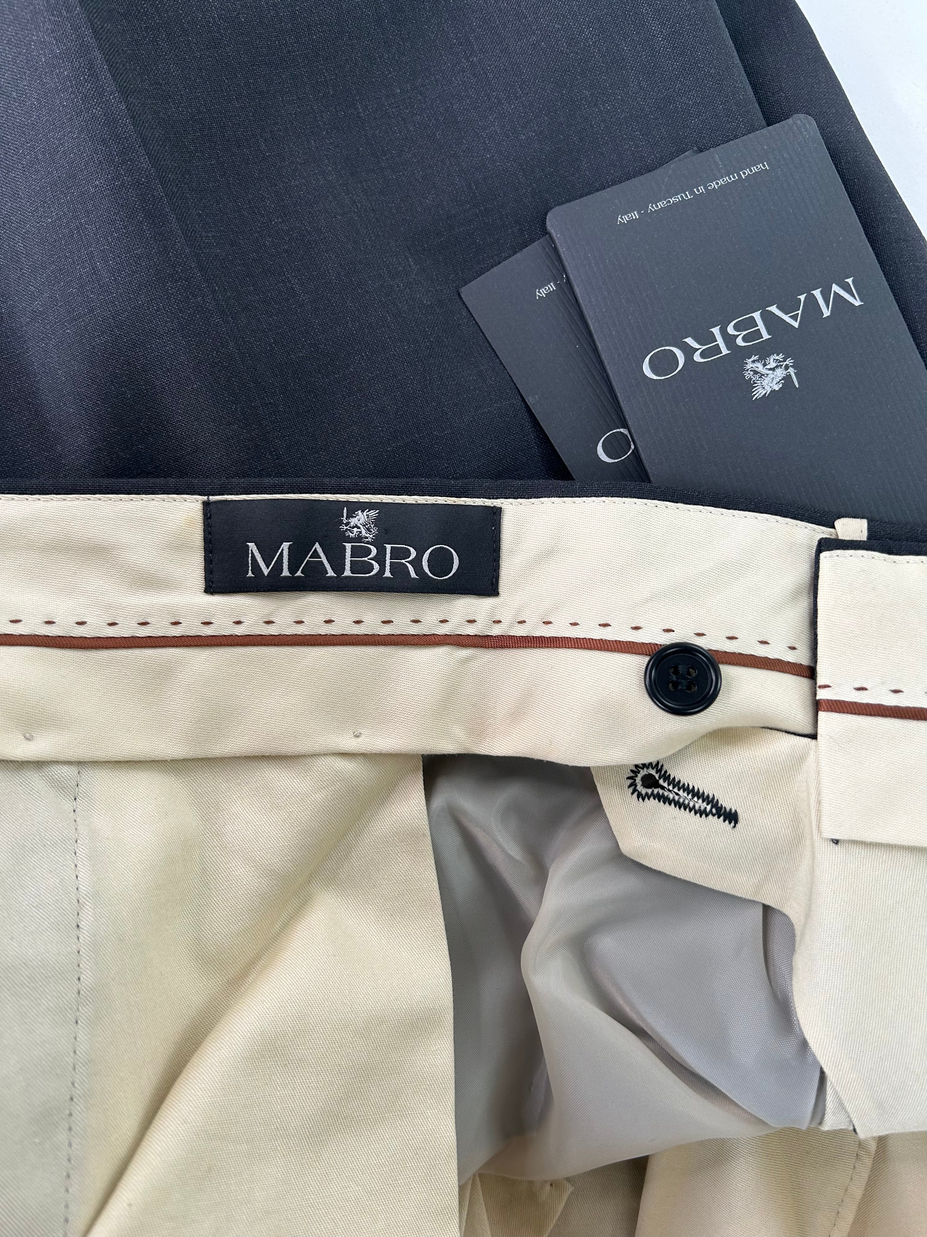 Mabro pantalone antracite — dettaglio tasca — IlBotteghino