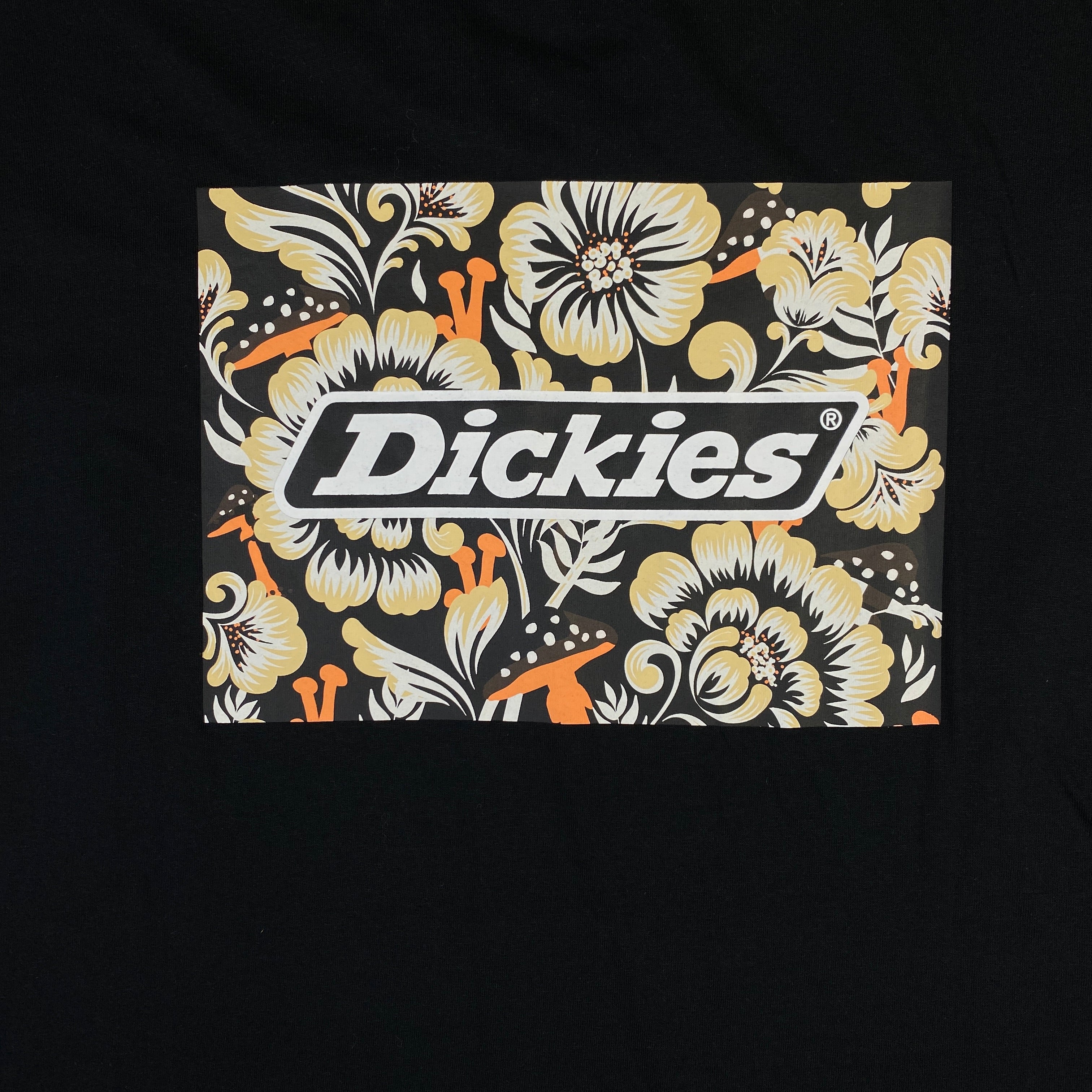 Dickies t-shirt skateboard — archivio moda streetwear — IlBotteghino
