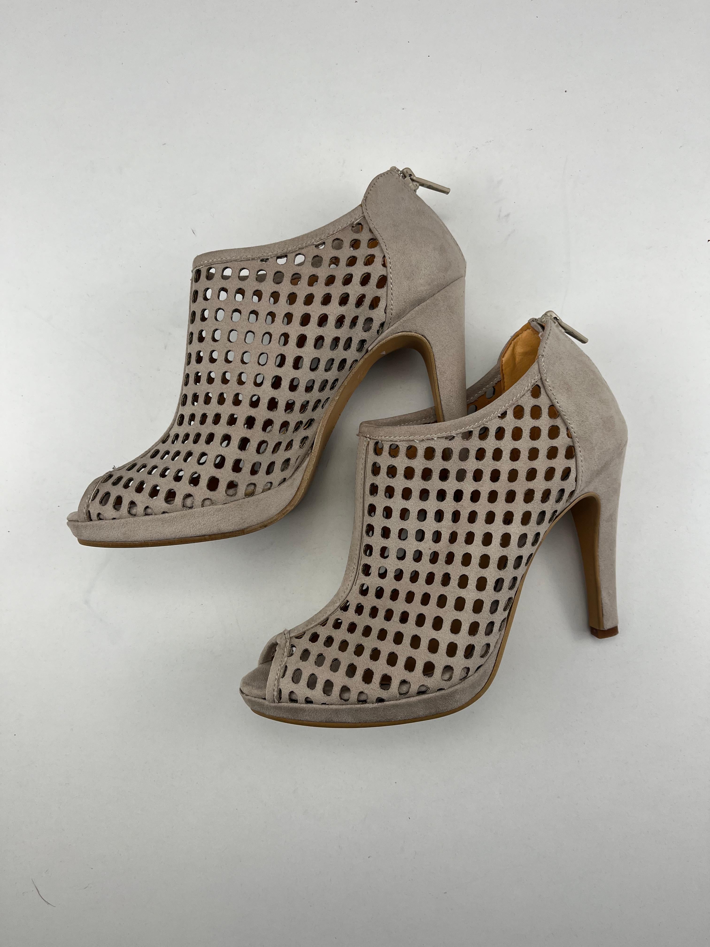 Scarpa Deky con tomaia retata in cuoio, taglia EU 37 — IlBotteghino