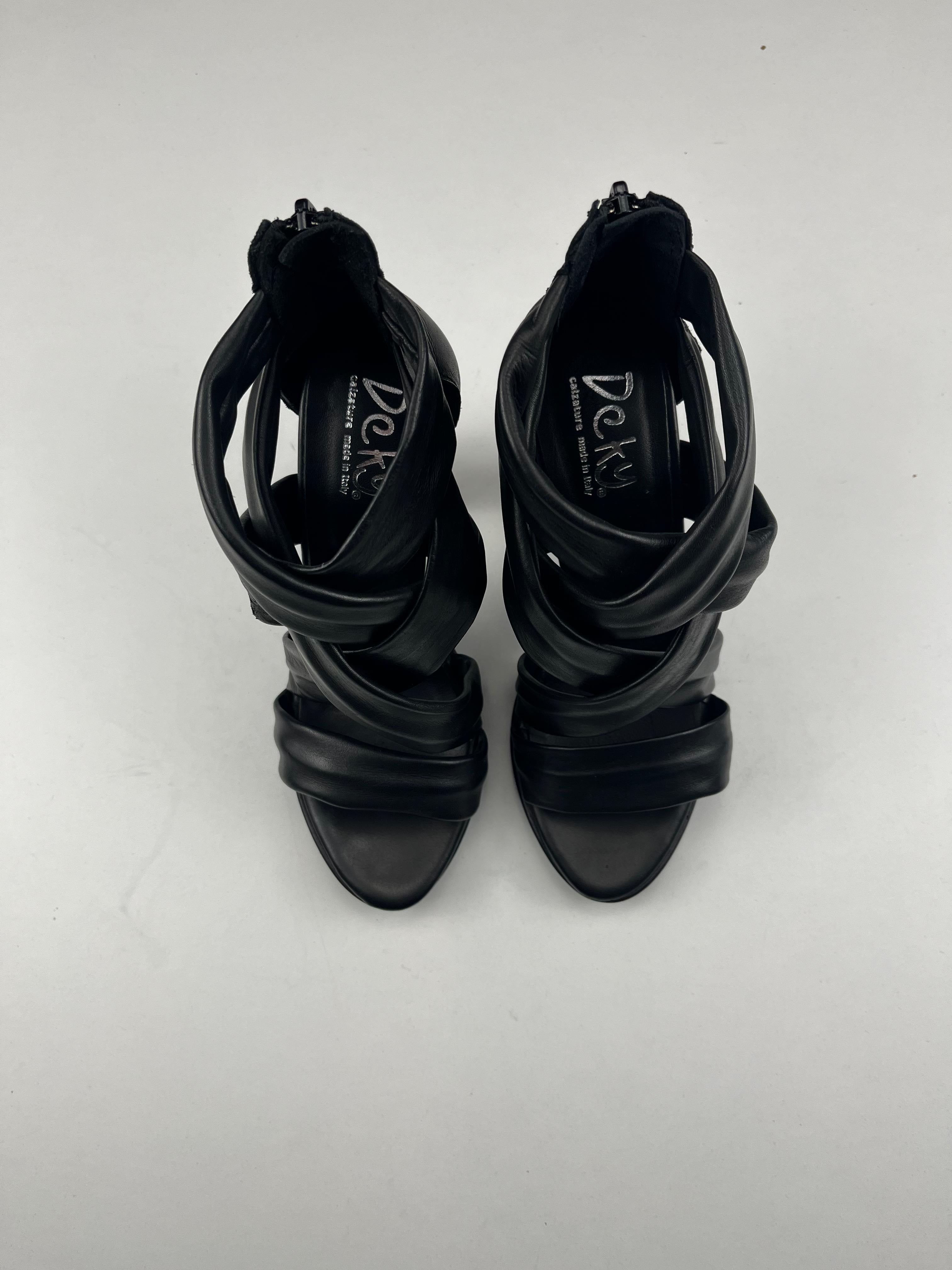 Deky sandalo nero — pezzo unico — IlBotteghino