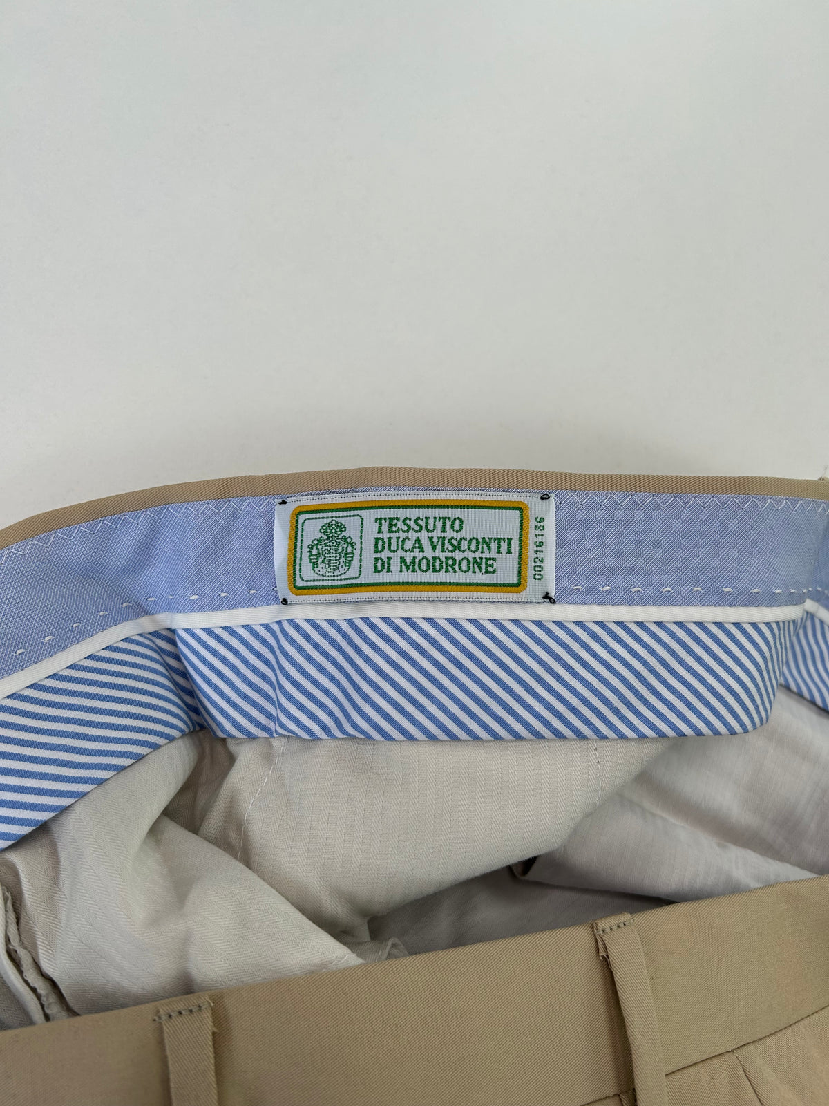 Facis pantalone beige — dettaglio tasca — IlBotteghino