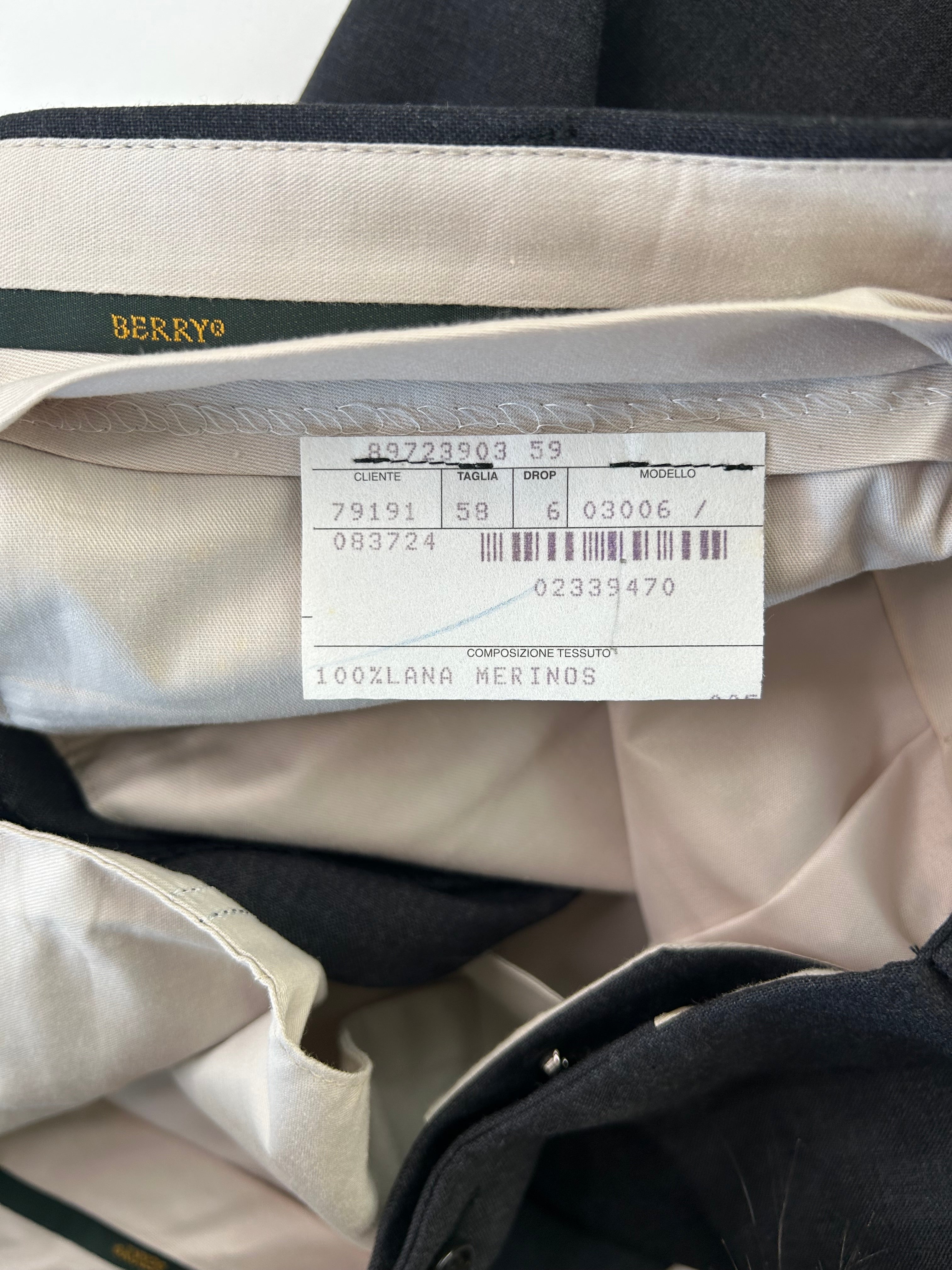 Berry pantalone grigio scuro — dettaglio tasca — IlBotteghino