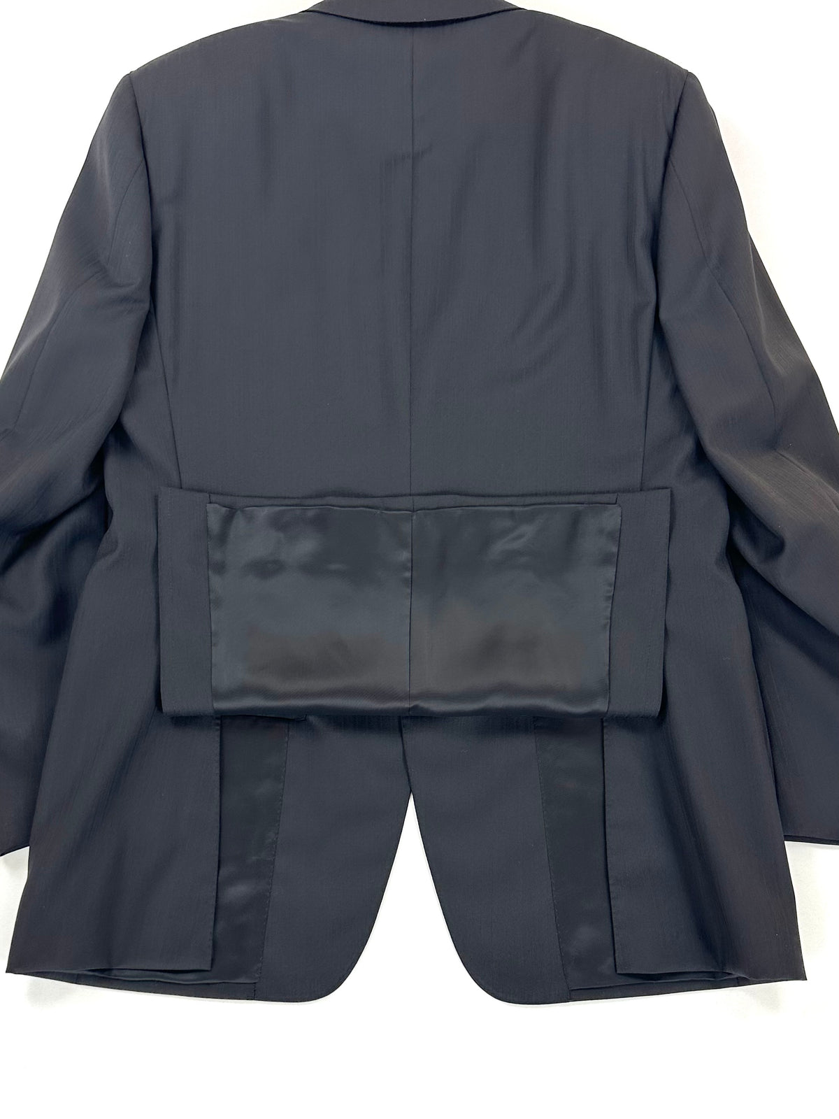 Parte inferiore posteriore della giacca Canali con gli spacchi