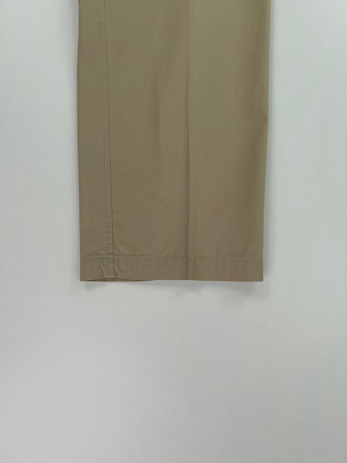 Aquascutum pantalone beige — vista laterale — IlBotteghino