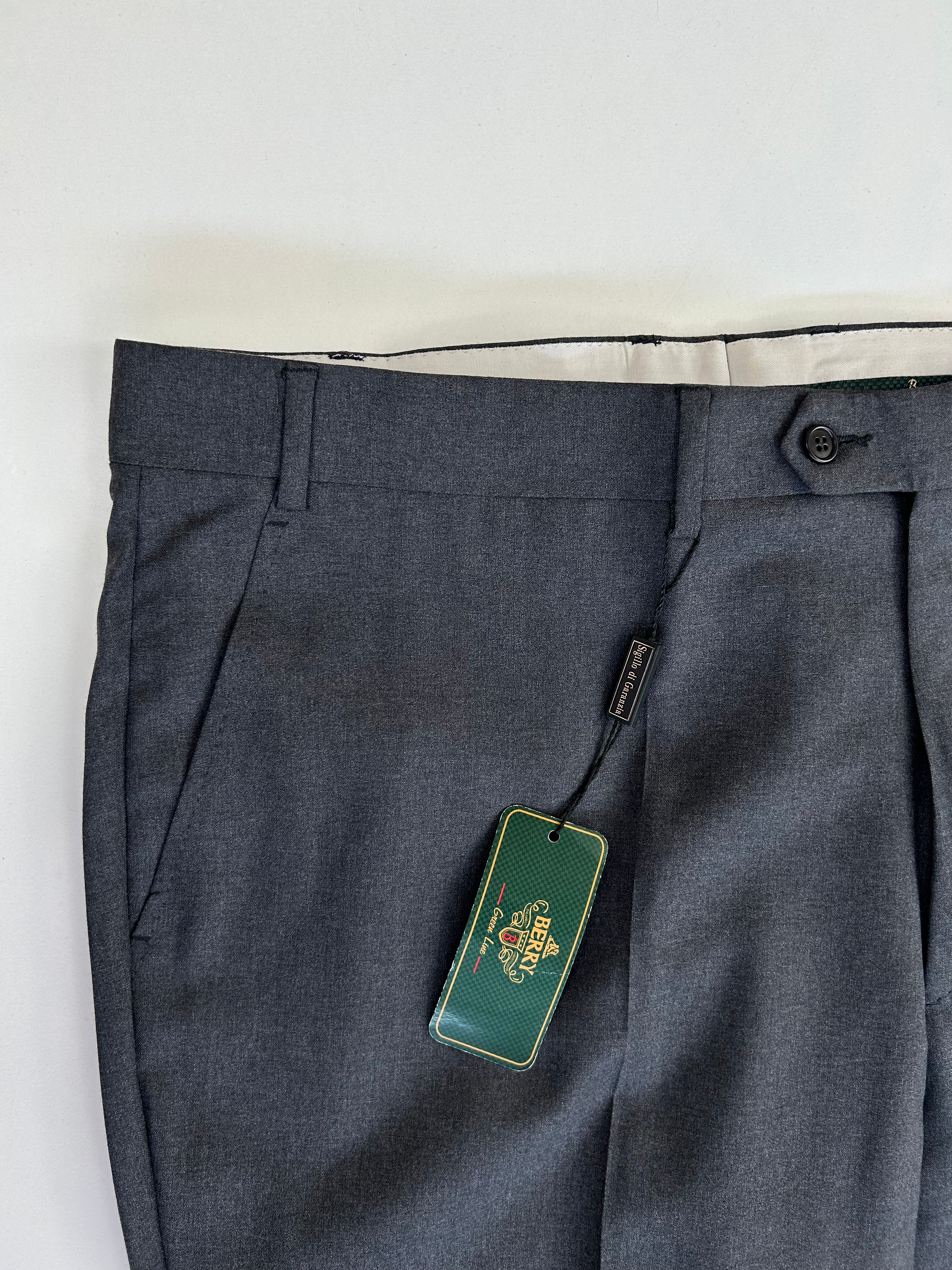 Berry pantalone grigio scuro — dettaglio tessuto — IlBotteghino