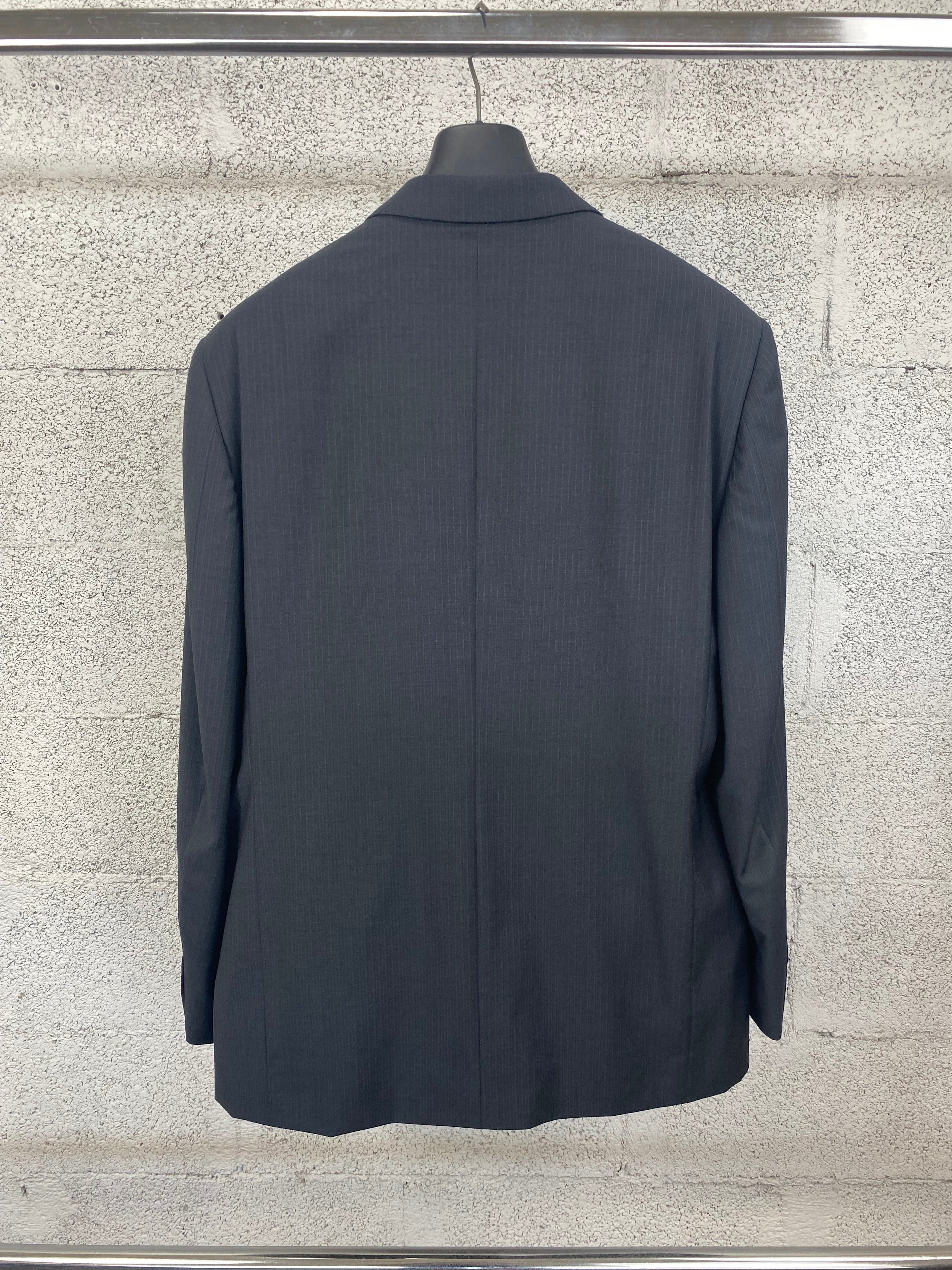 Completo Carlo Pignatelli gessato blu, giacca vista frontale