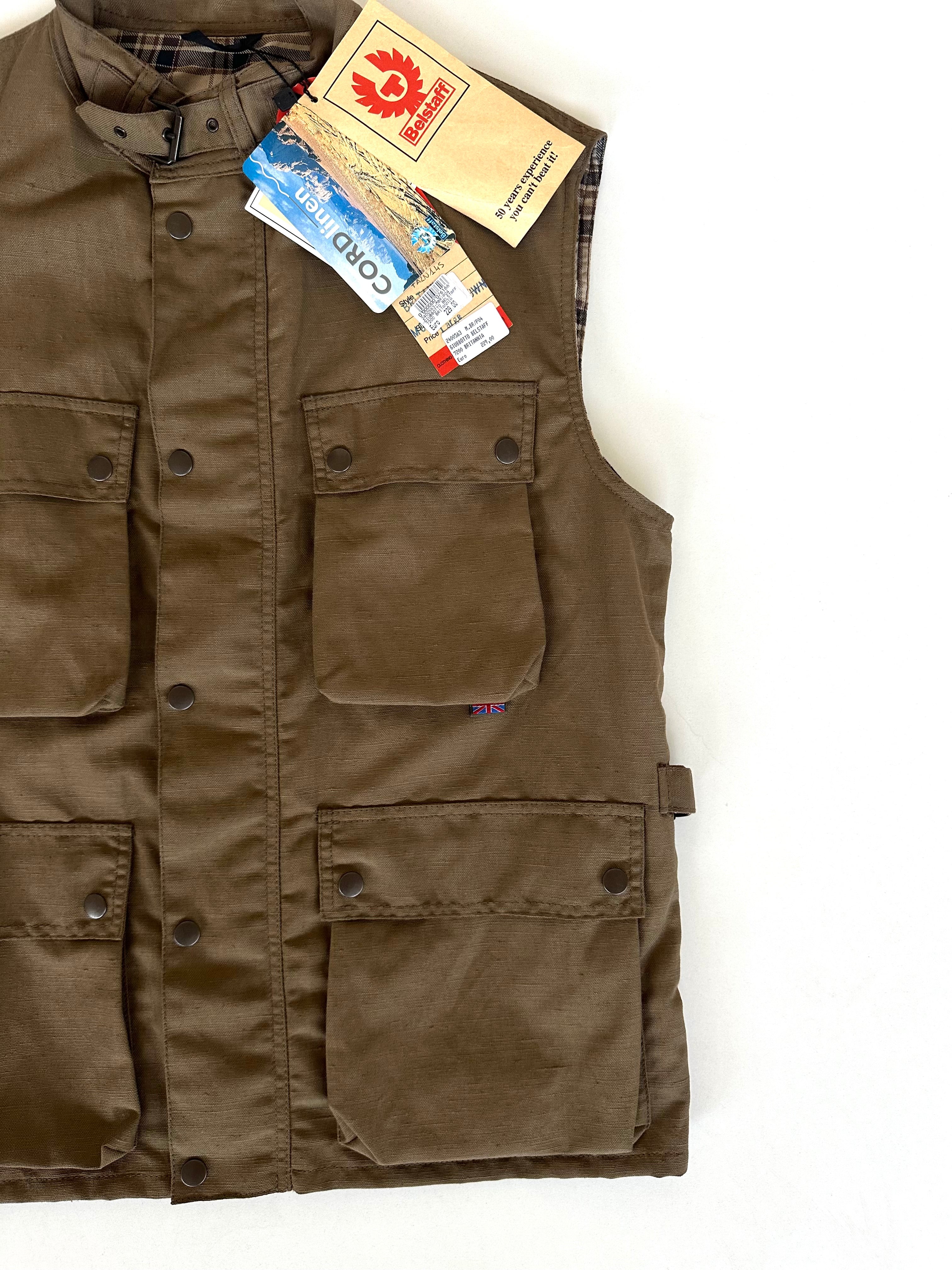 Dettaglio fodera interna a quadri tartan, gilet Belstaff