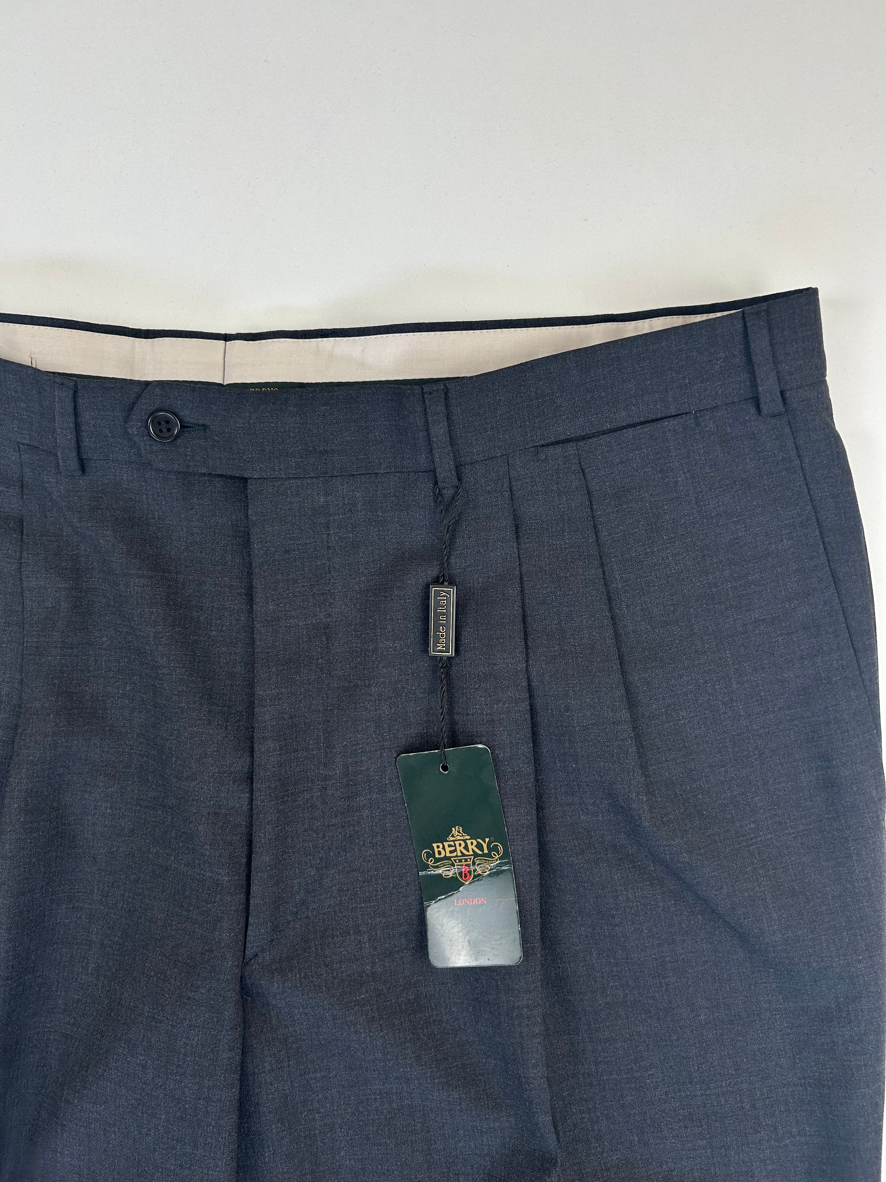 Berry pantalone grigio scuro — dettaglio tessuto — IlBotteghino
