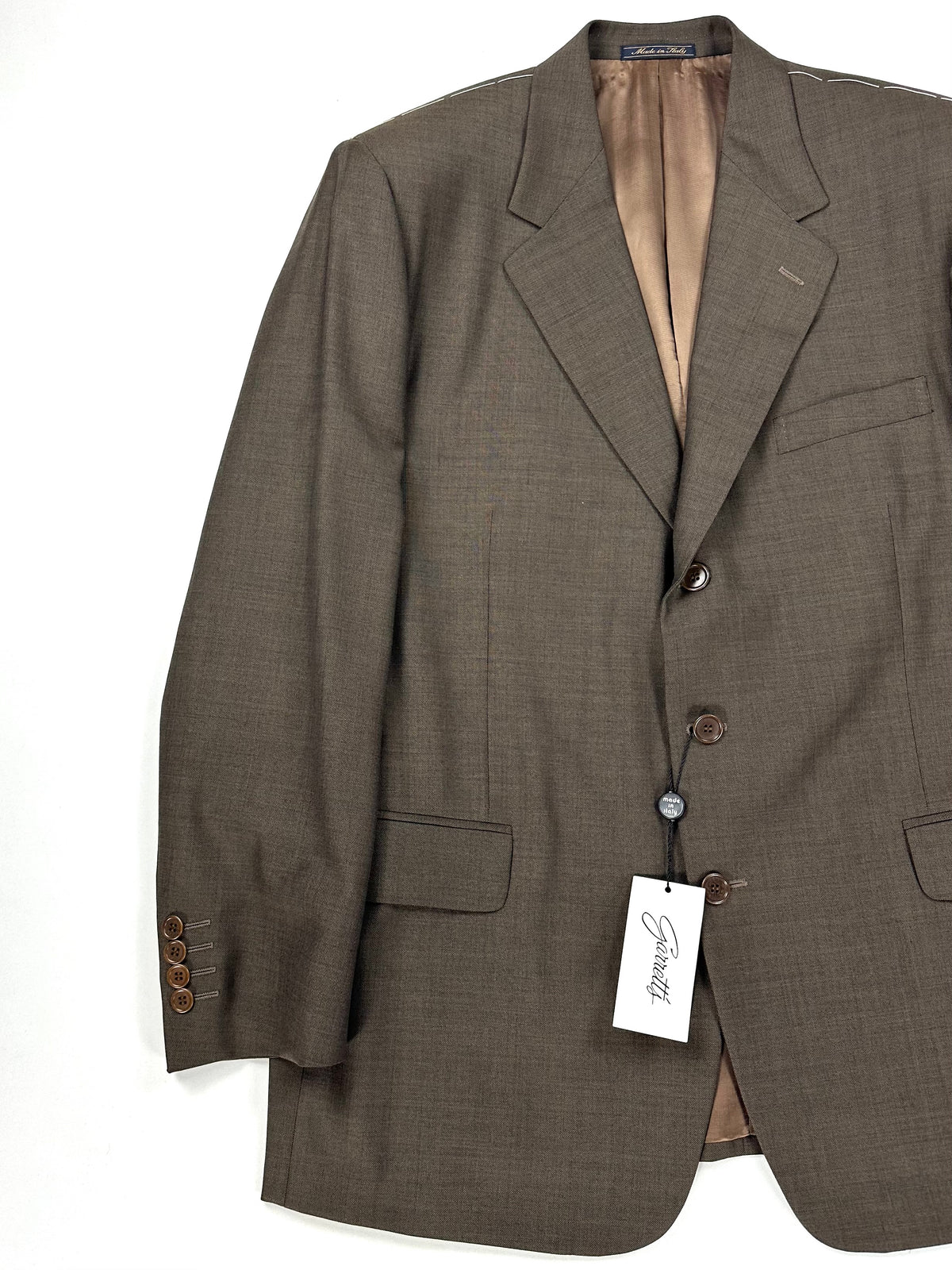 Giacca Garrett's verde marrone monopetto a tre bottoni, vista frontale con cartellino