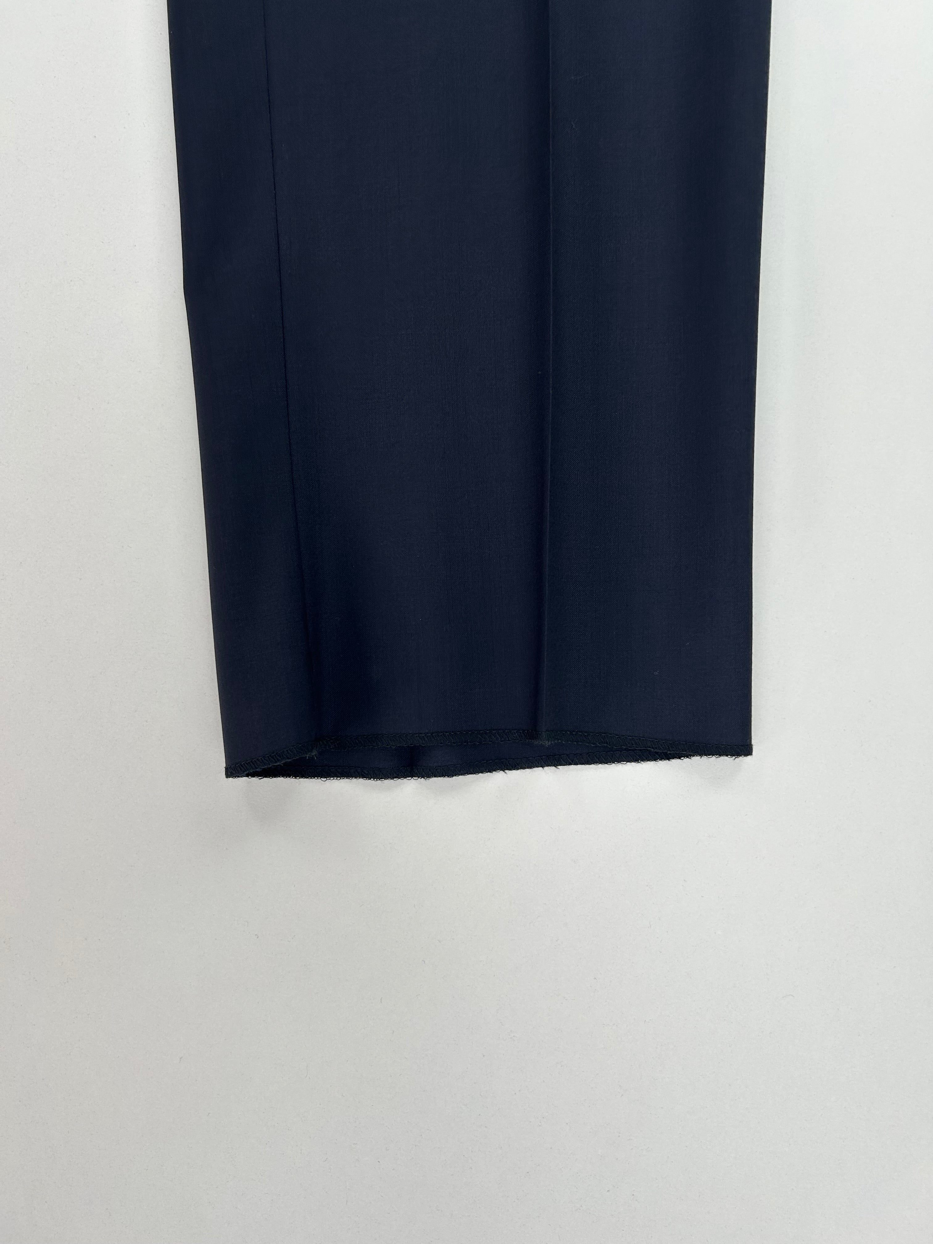 Dettaglio fondo gamba, pantalone Mabro blu navy