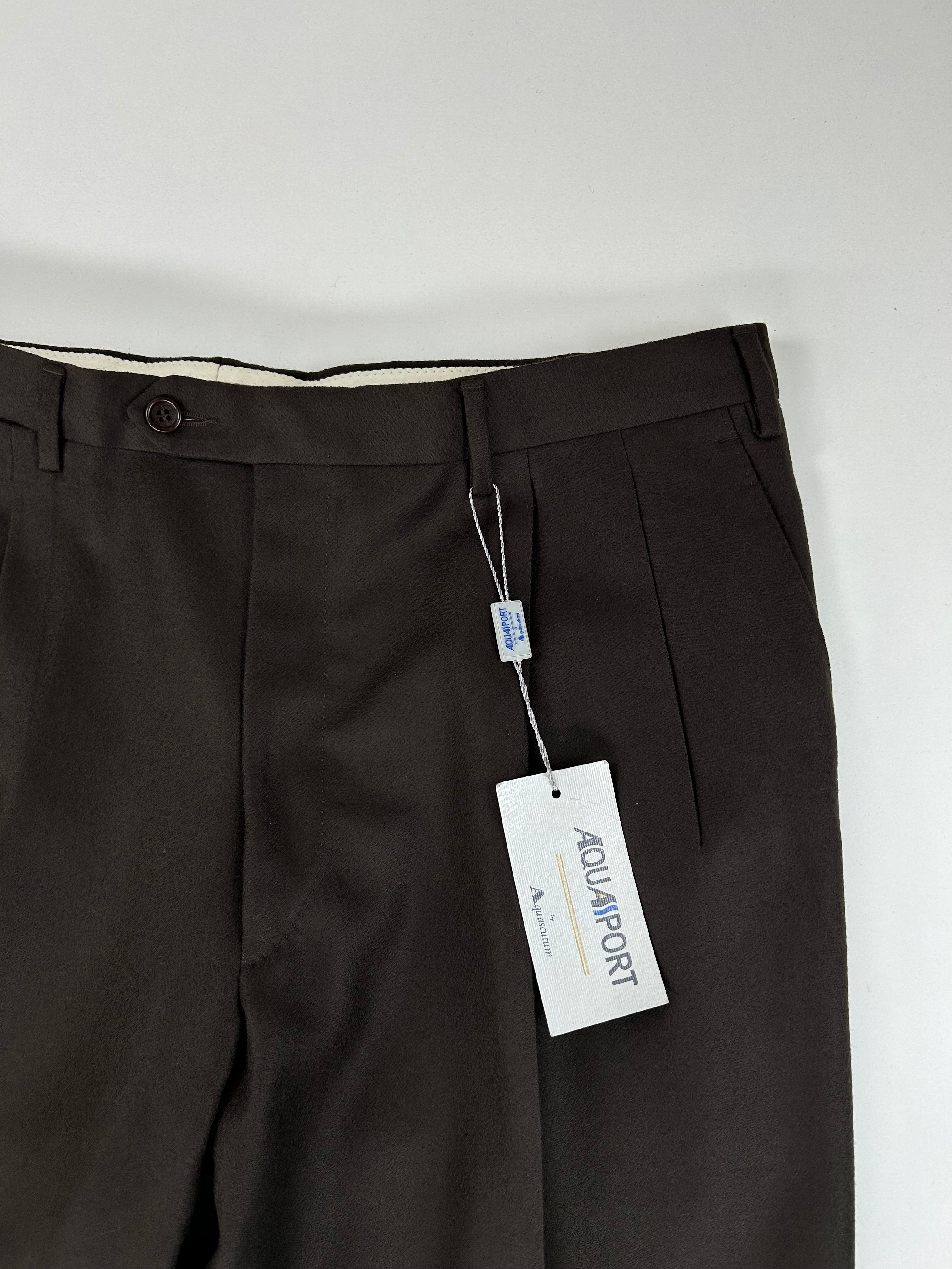 Aquascutum pantalone marrone scuro — dettaglio tessuto — IlBotteghino