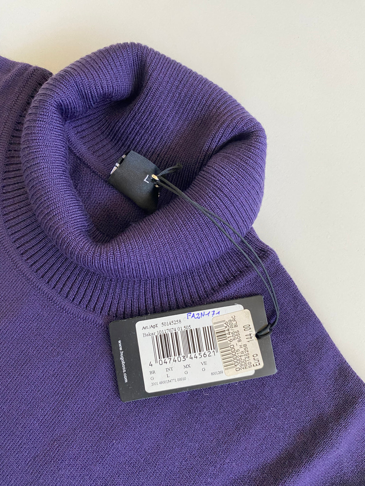 Dolcevita Hugo Boss Bakar lana vergine viola - Tg. L