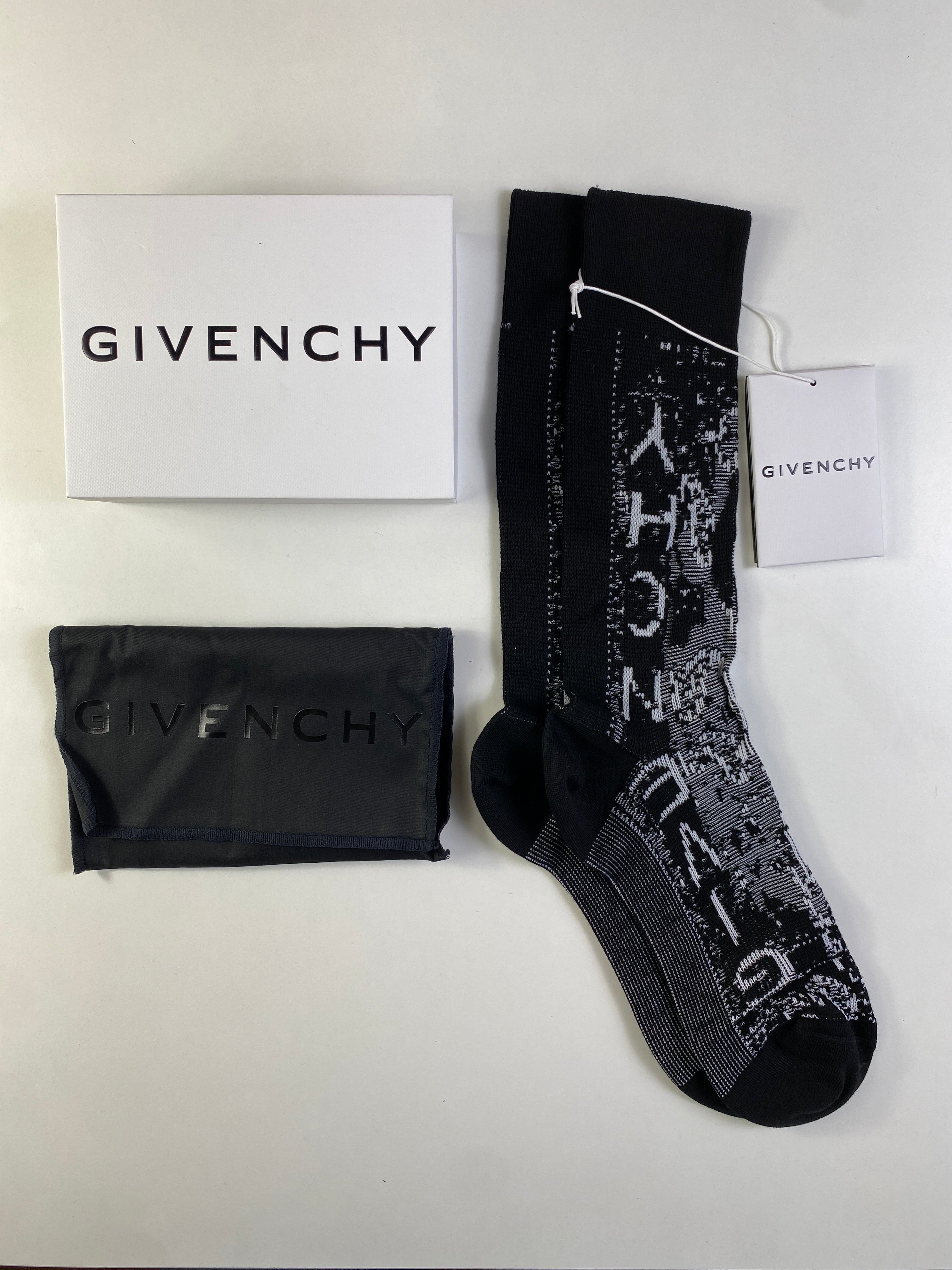 Calzetto Givenchy nero logo, taglia 39/42 EU — IlBotteghino