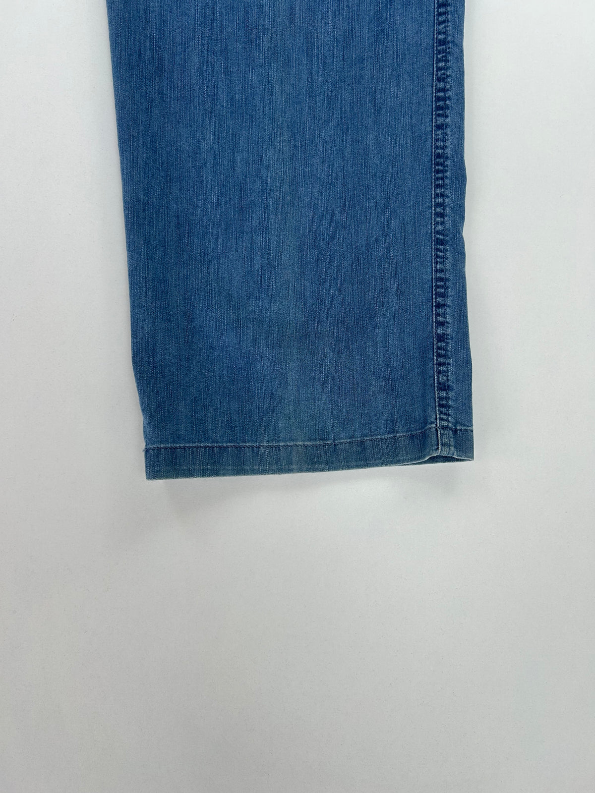 Bugatti jeans — dettaglio tasca — IlBotteghino