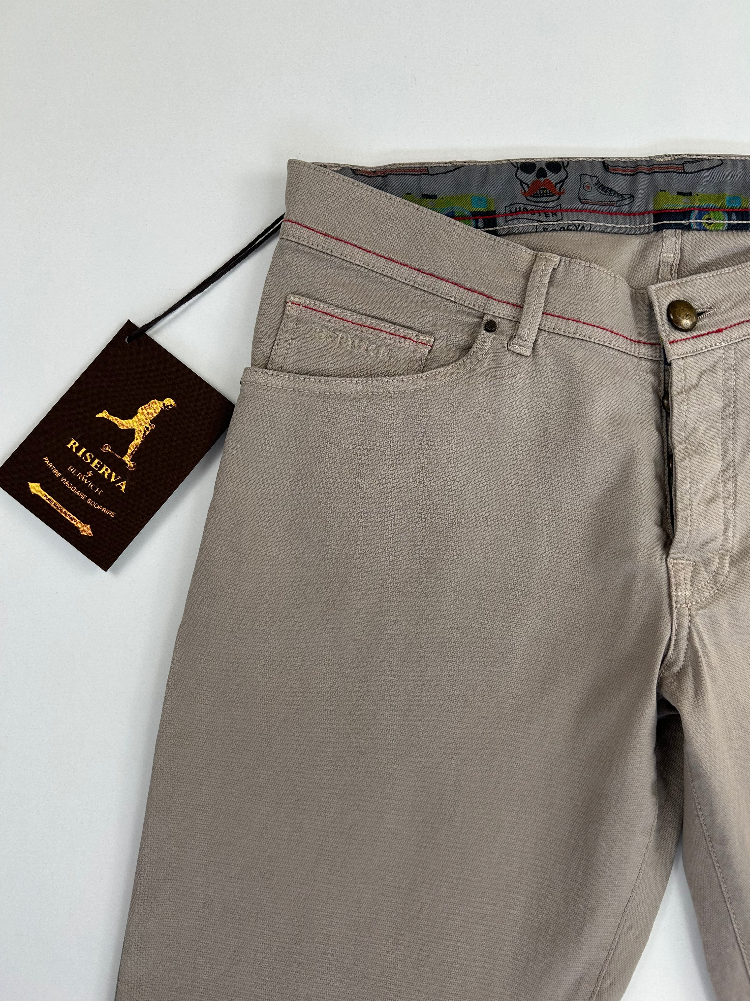 Riserva Berwich pantalone beige chiaro — dettaglio tessuto — IlBotteghino
