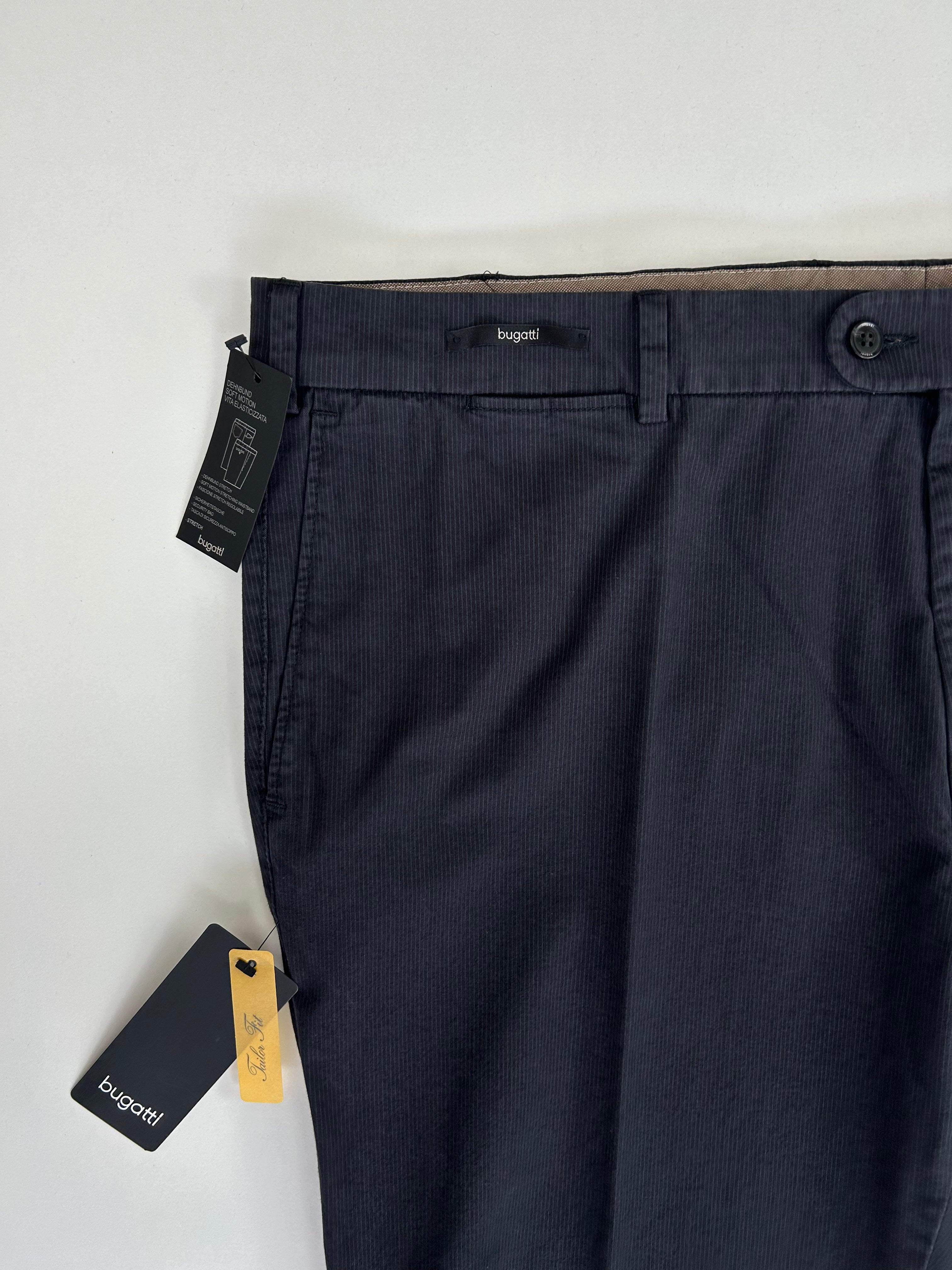 Bugatti pantalone Genova blu notte — dettaglio tessuto — IlBotteghino