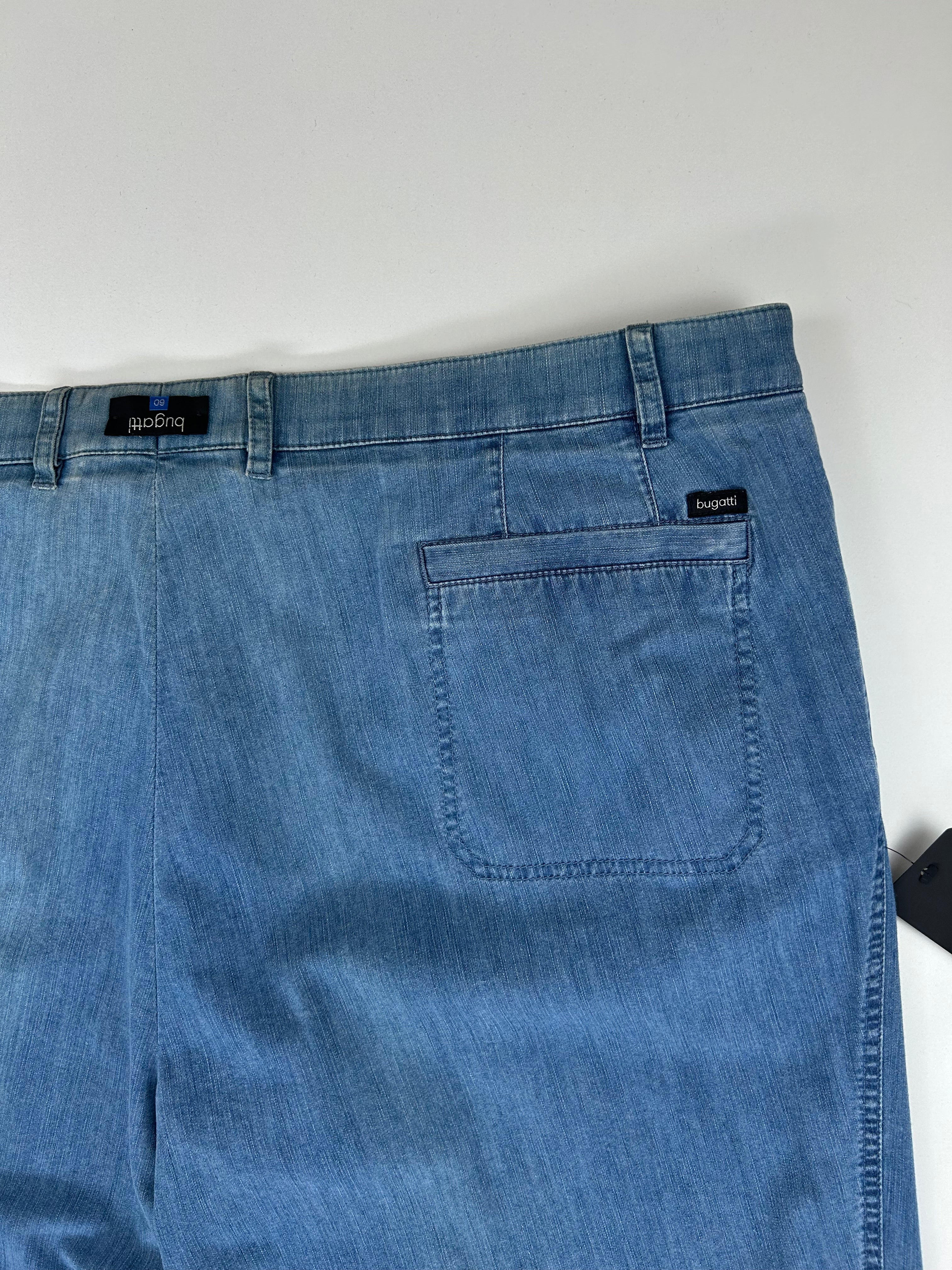 Bugatti jeans — vista laterale — IlBotteghino