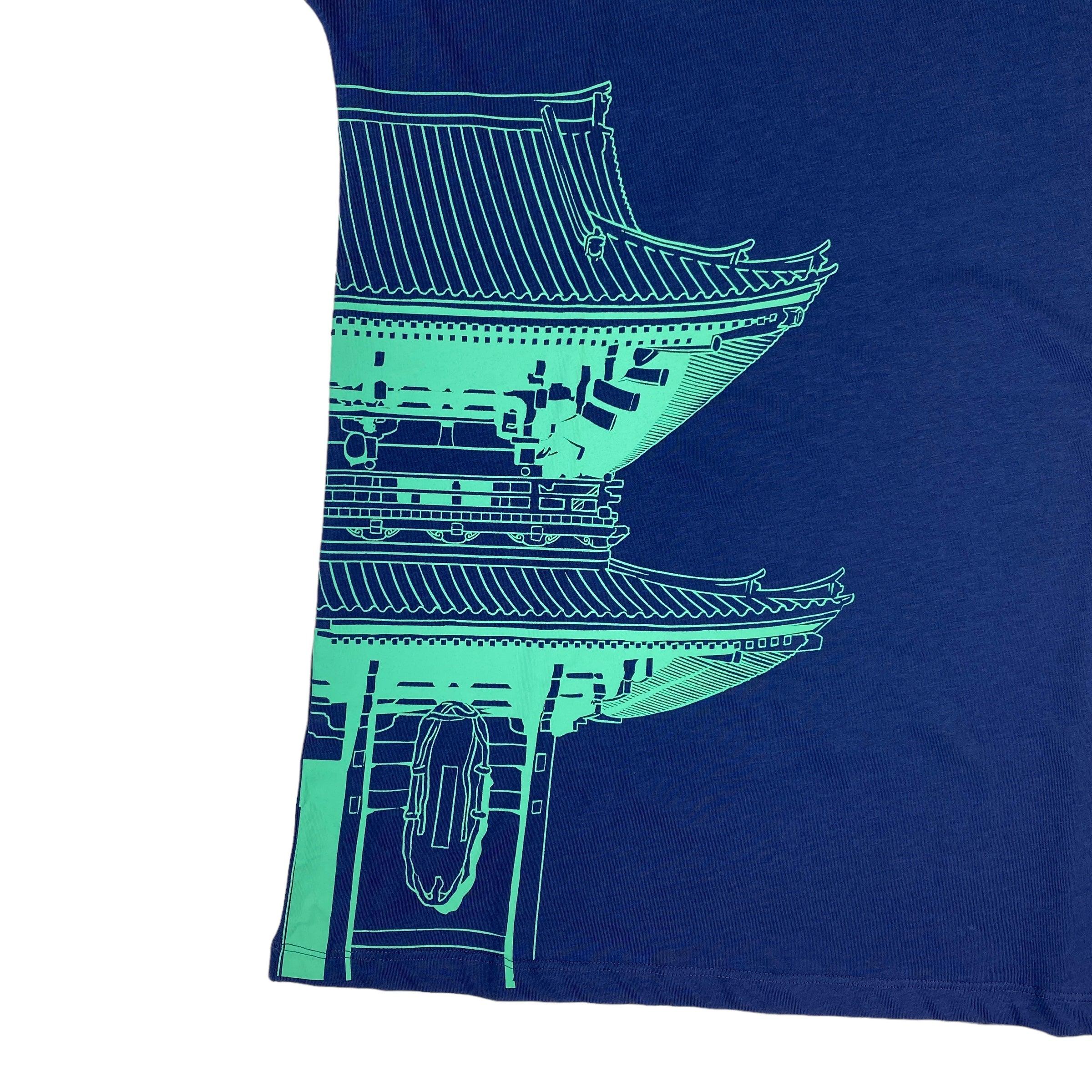 Dolly Noire t-shirt palazzo orientale — archivio moda streetwear — IlBotteghino