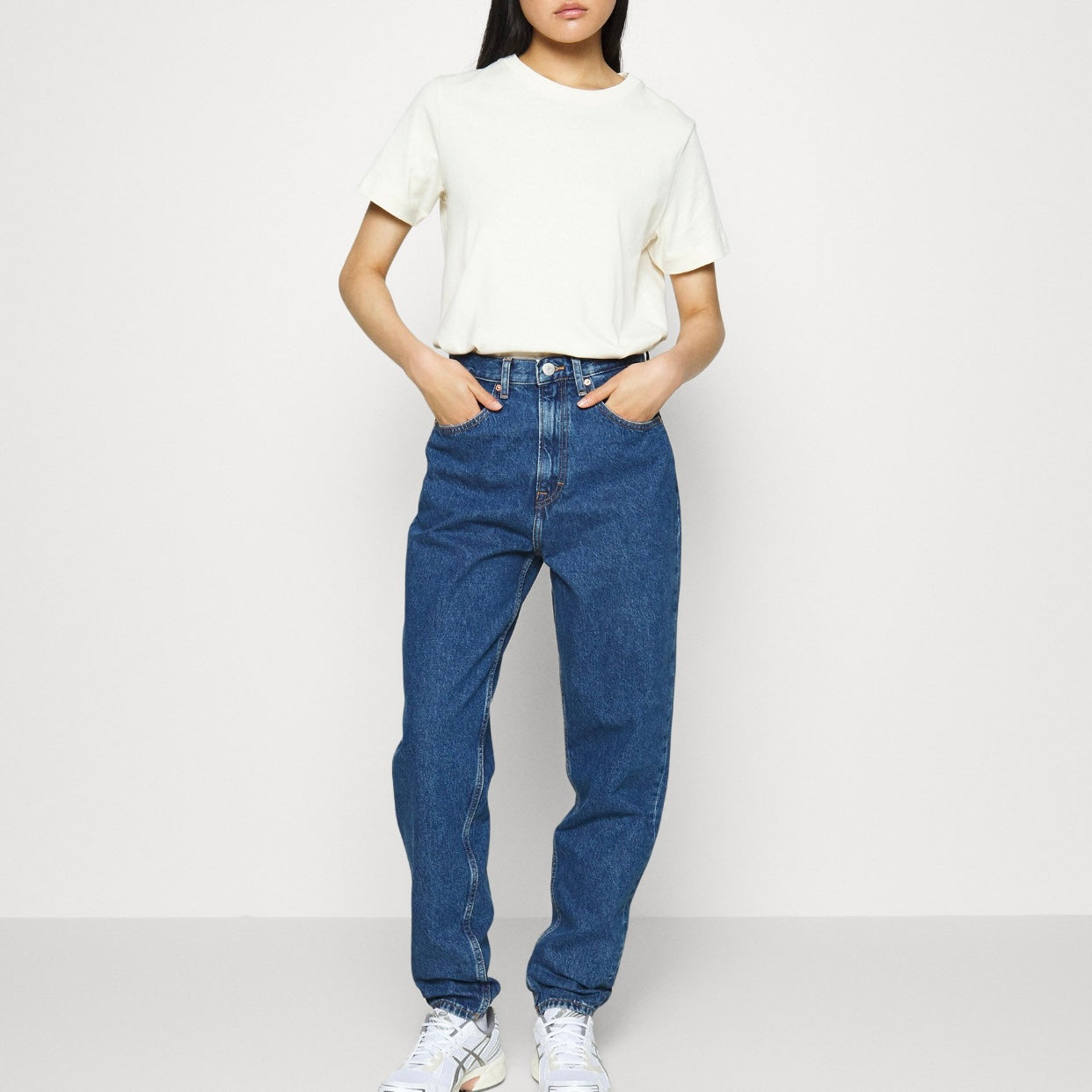 Tommy Jeans mom fit — capo a vita alta d'archivio — IlBotteghino